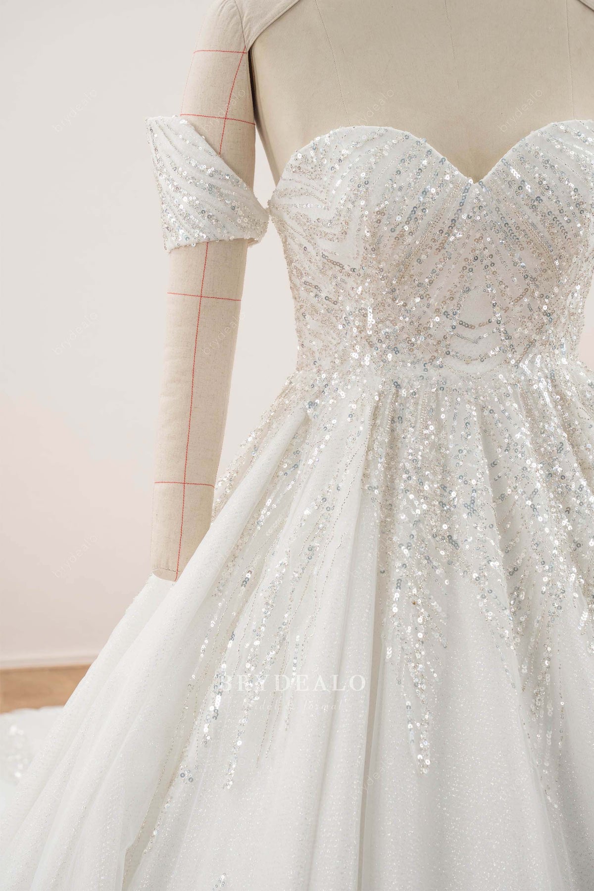 sweetheart neck sequined wedding dress