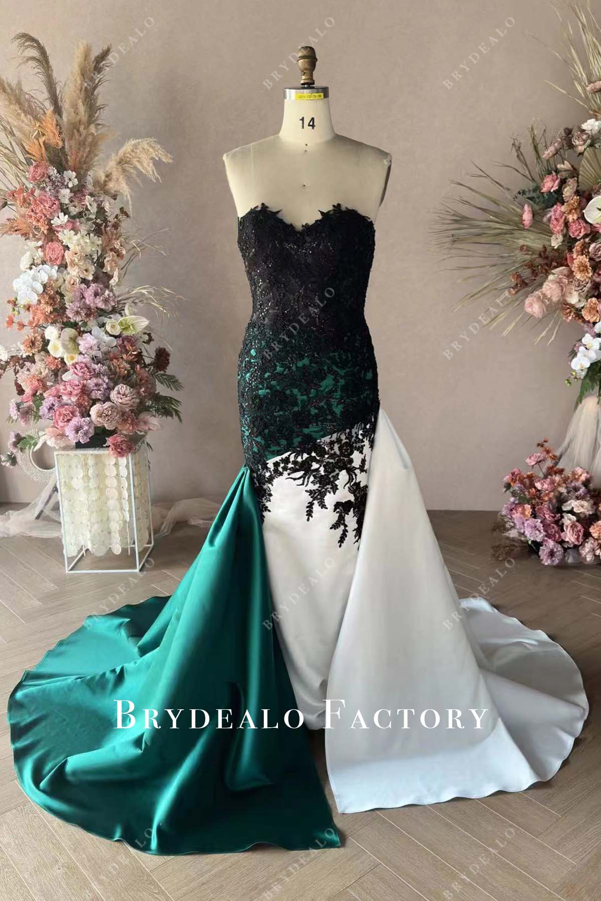 sweetheart neck black lace green white satin wedding dress