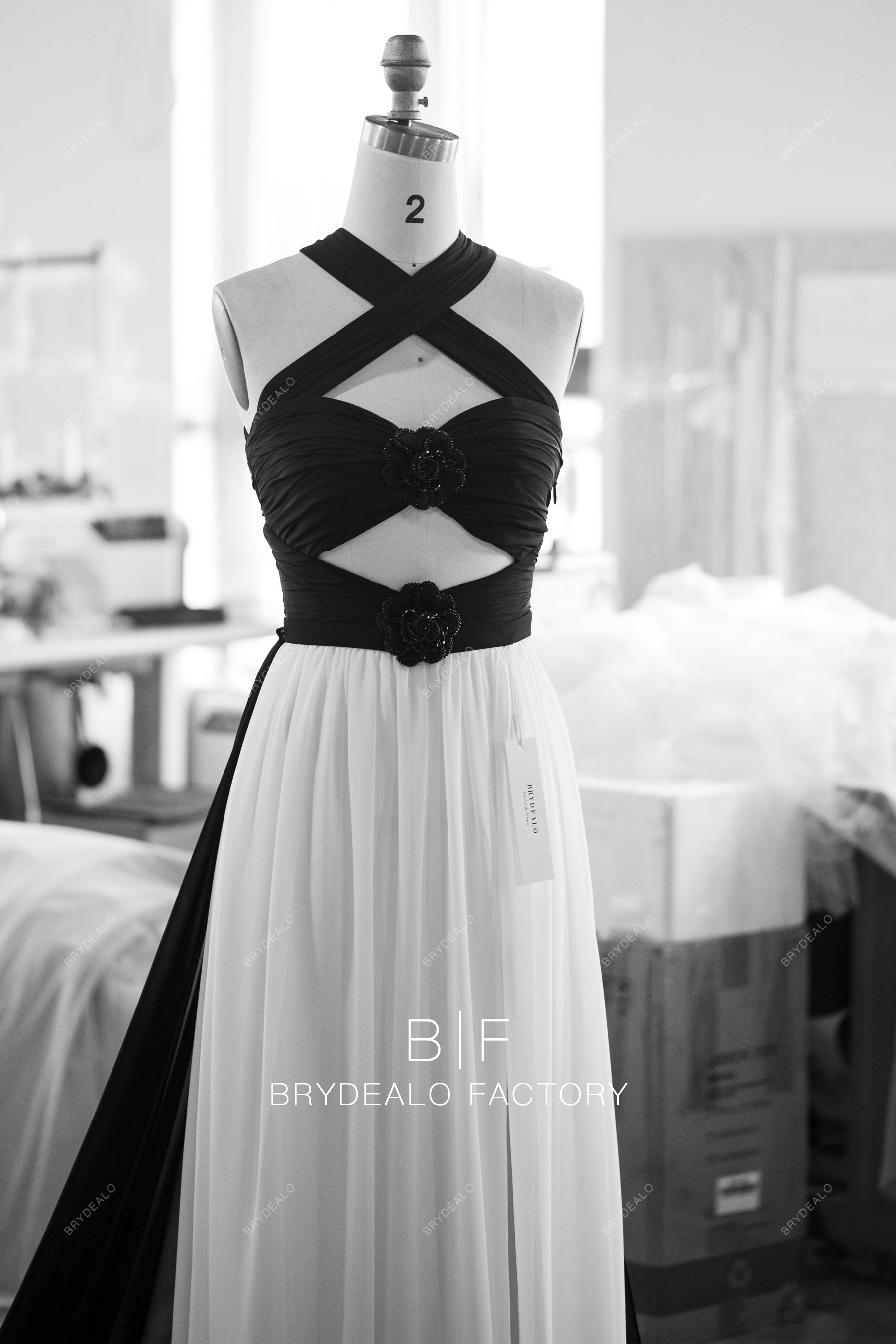 tailor-made beach halter wedding dress