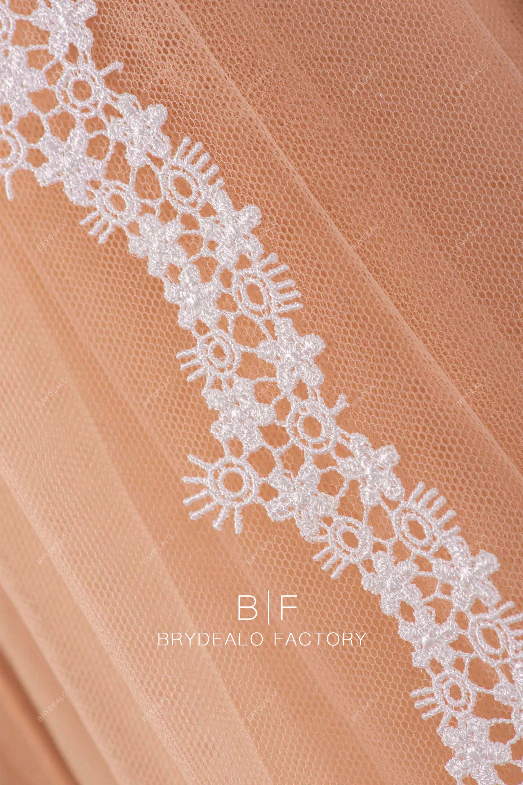 Petite Floral Scalloped Chemical Lace Trim