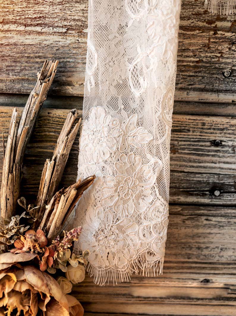 Off-shoulder Bridal Bolero Long Sleeves Lace Wedding Crop Top