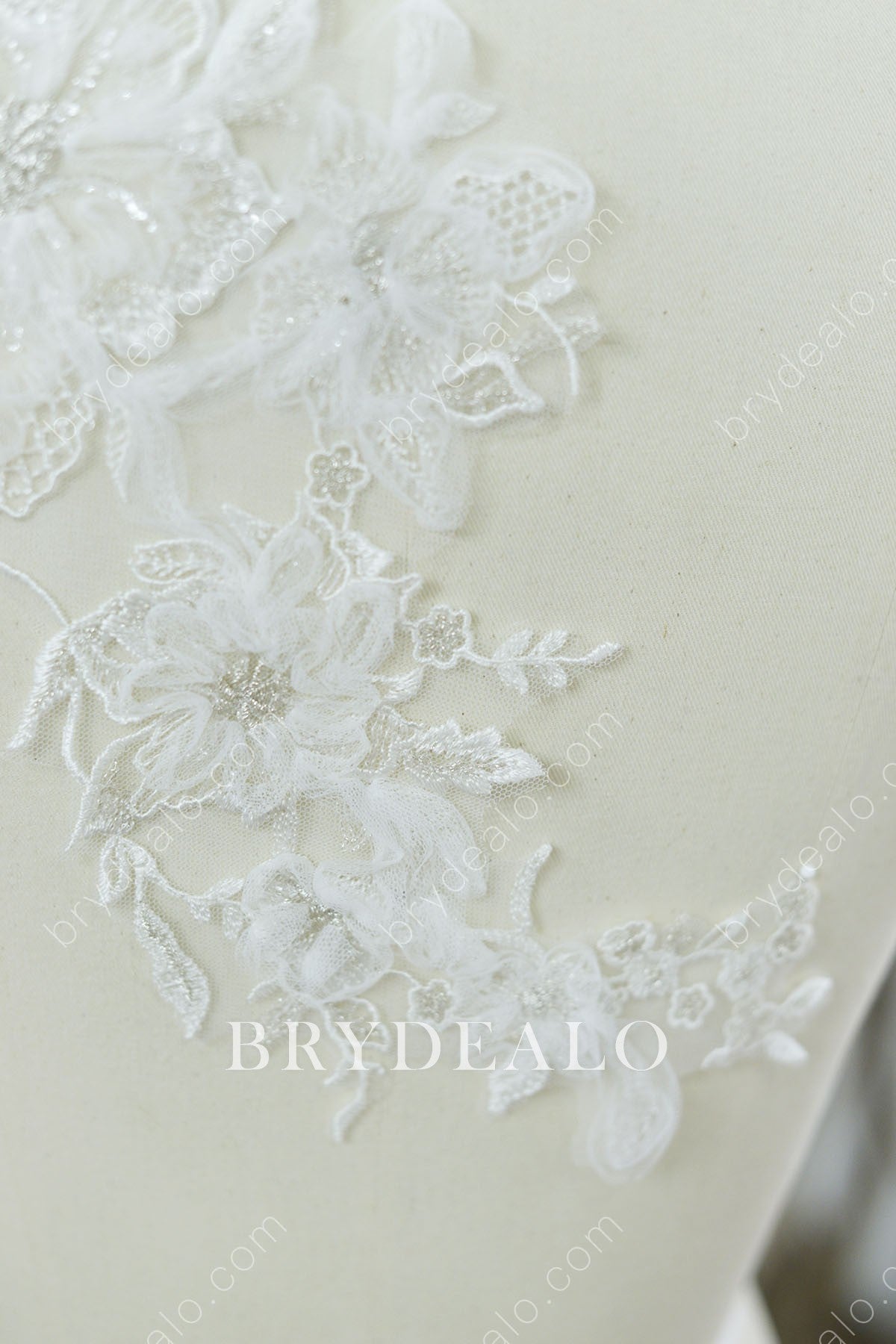 Fairy 3D Tulle Flower Embroidery Lace Applique for Wholesale