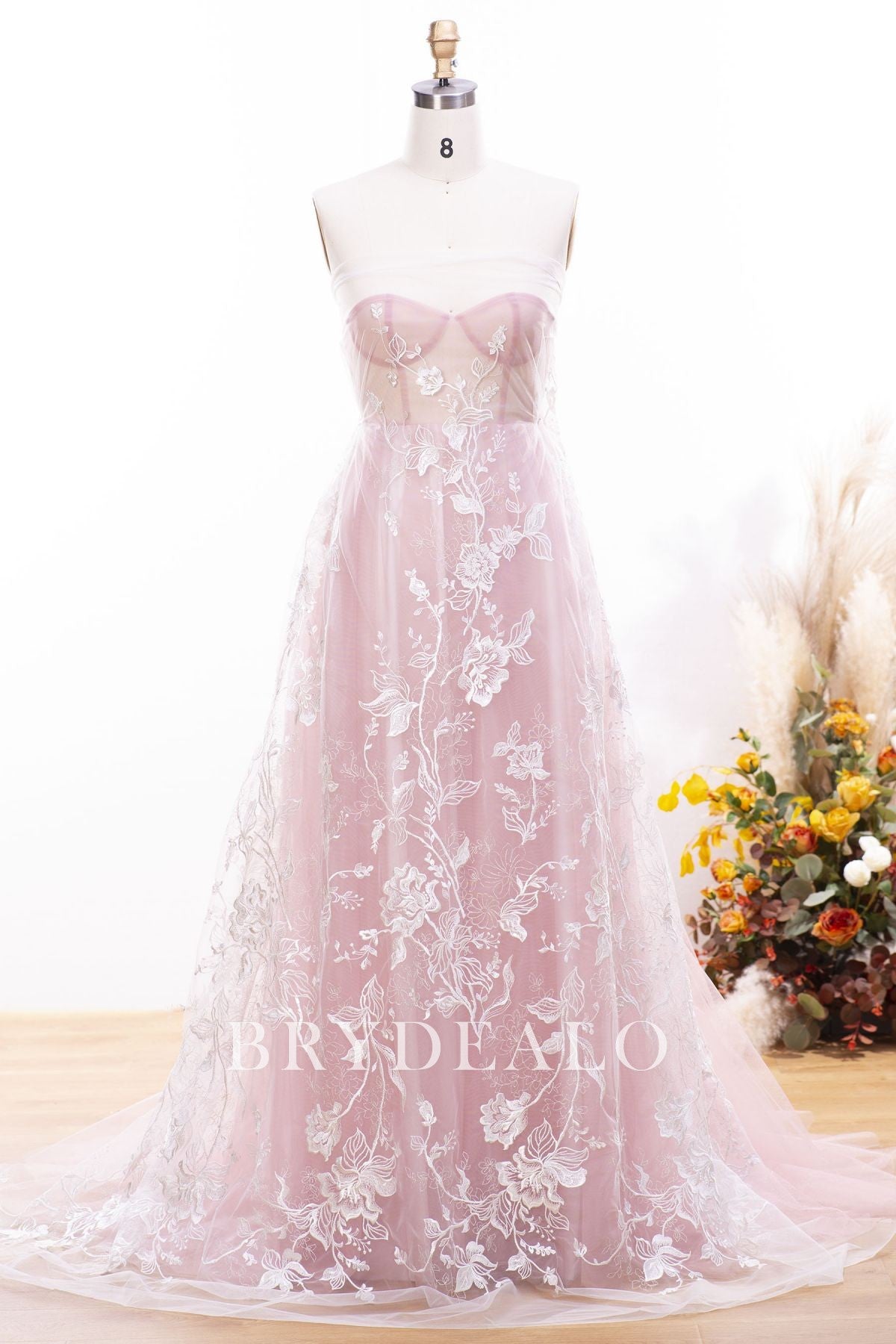 Beautiful Flower Embroidery Bridal Lace Fabric