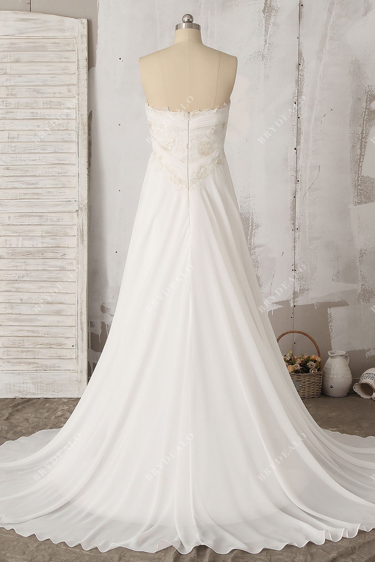 A-line chiffon wholesale lightweight wedding gown
