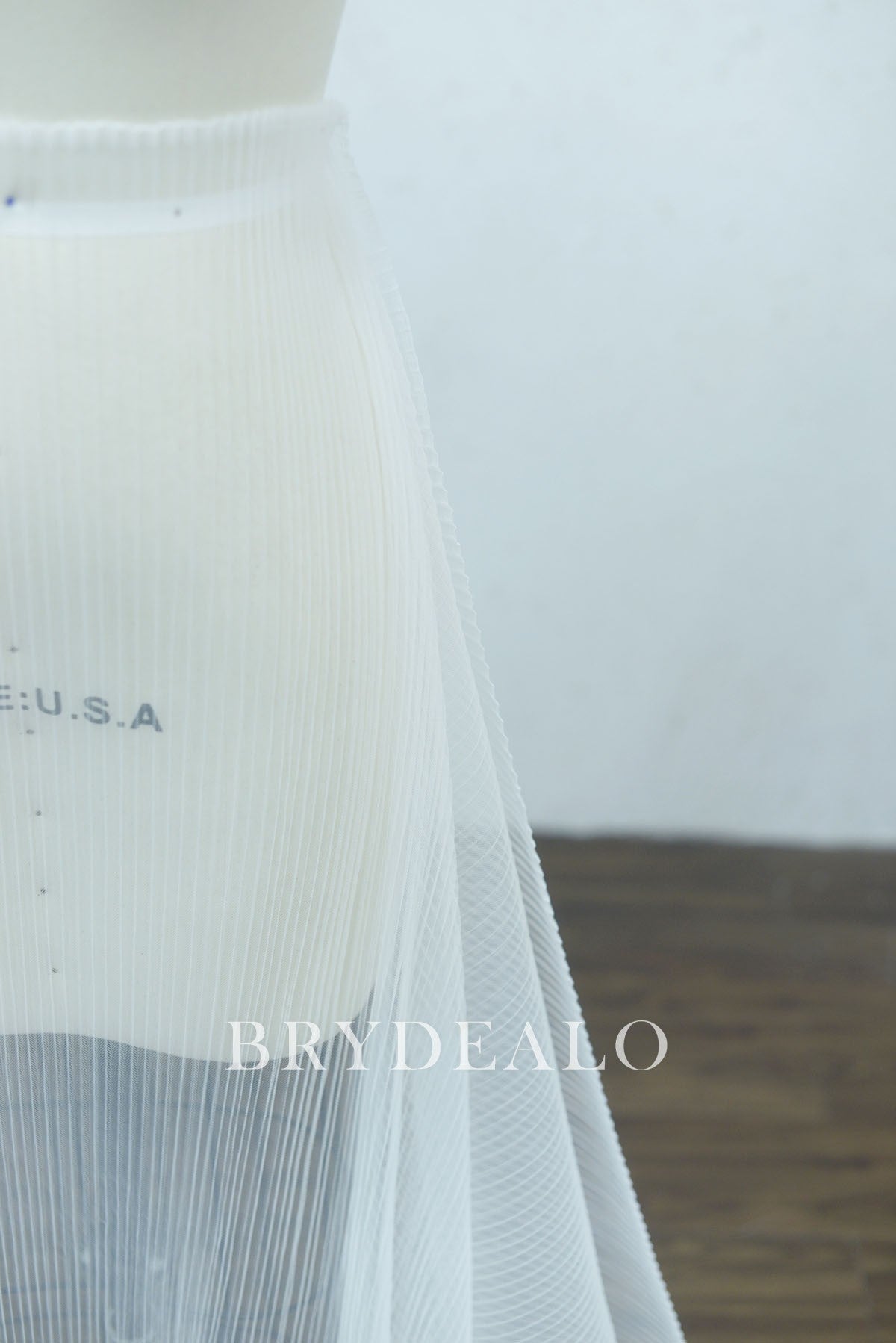 Wholesale Light Ivory Soft Pleated Tulle