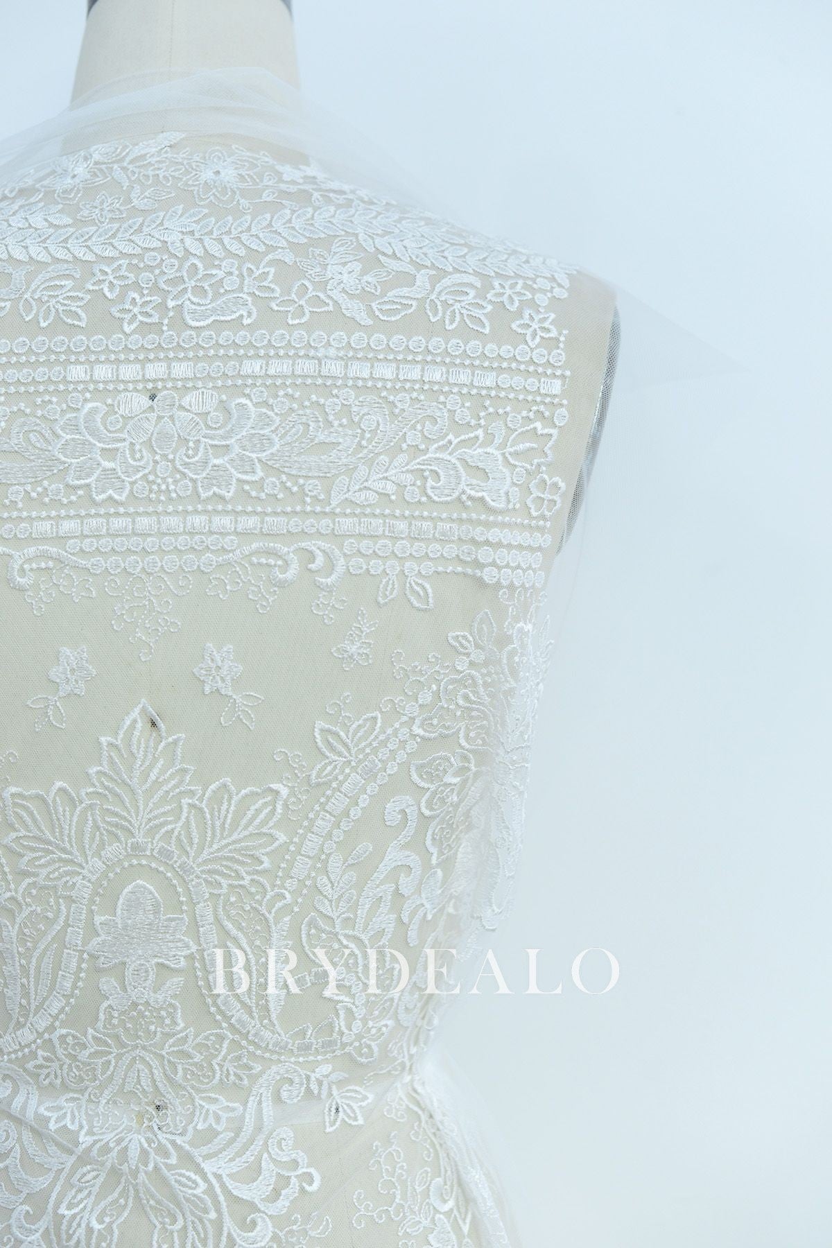 Best Botanic Apparel Lace Fabric for Wholesale