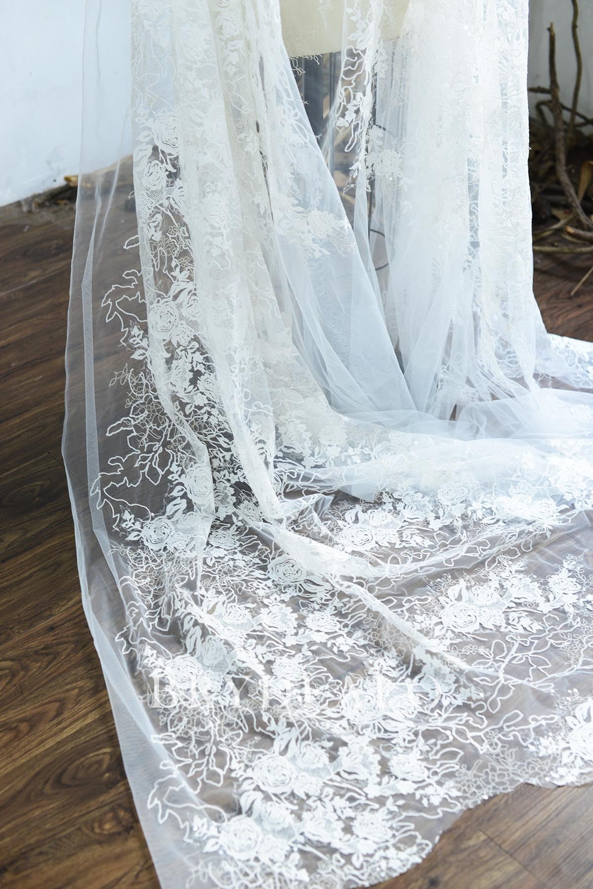Shimmery Designer Growing Lace Fabric