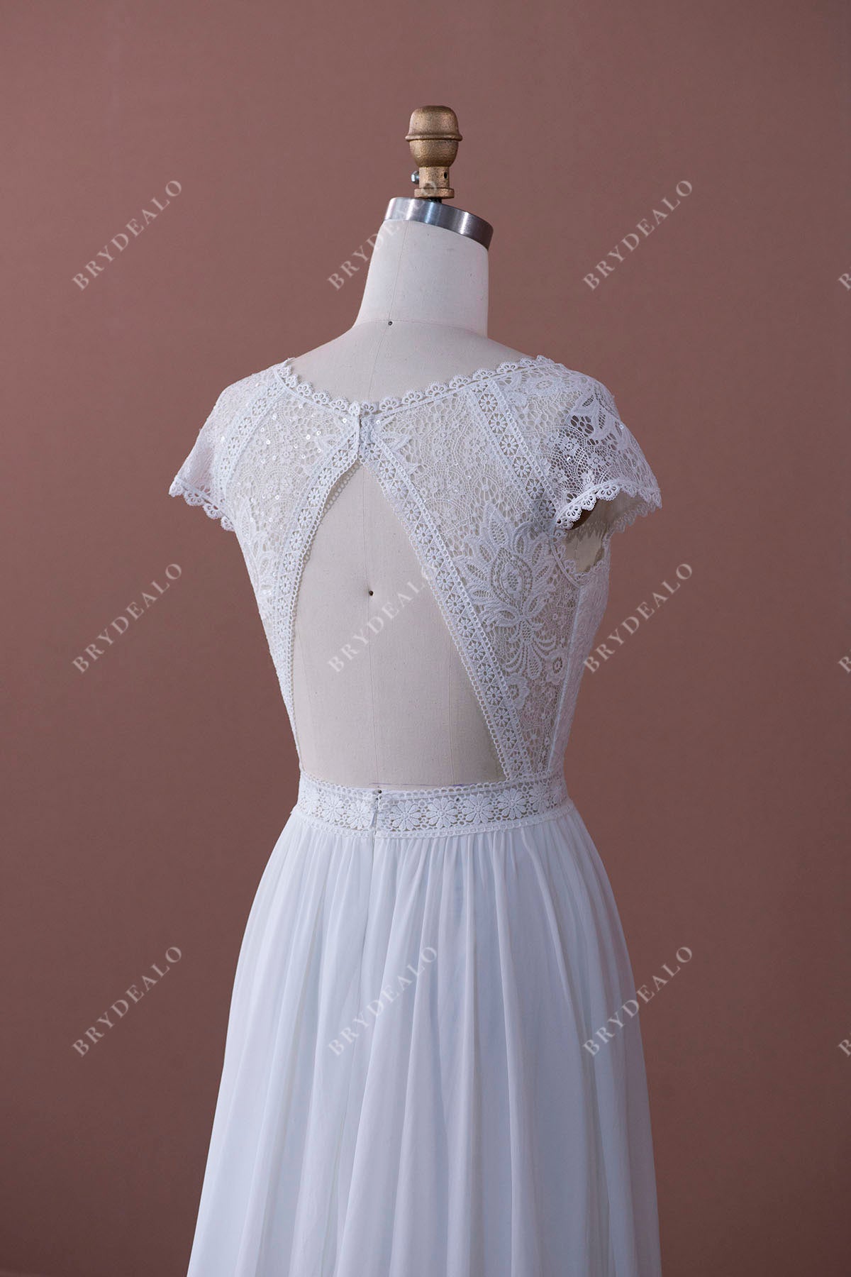 keyhole lace back wedding gown