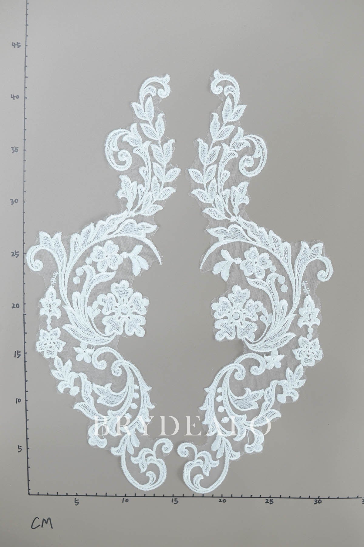 High Quality Embroidered Flower Leaf Bridal Lace Applique