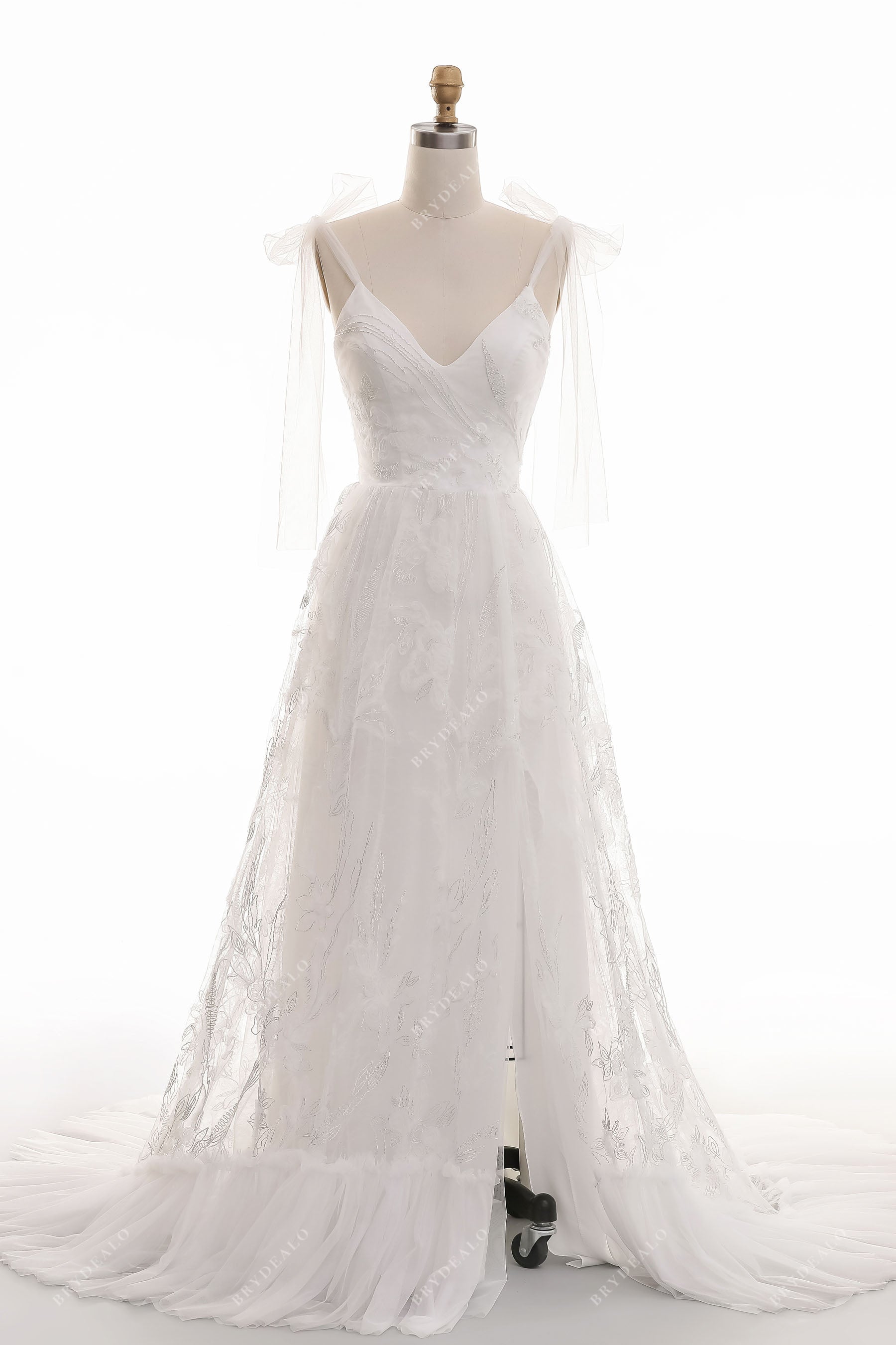 High Slit Lace Tulle Beach Wedding Dress with Ruffled Hem