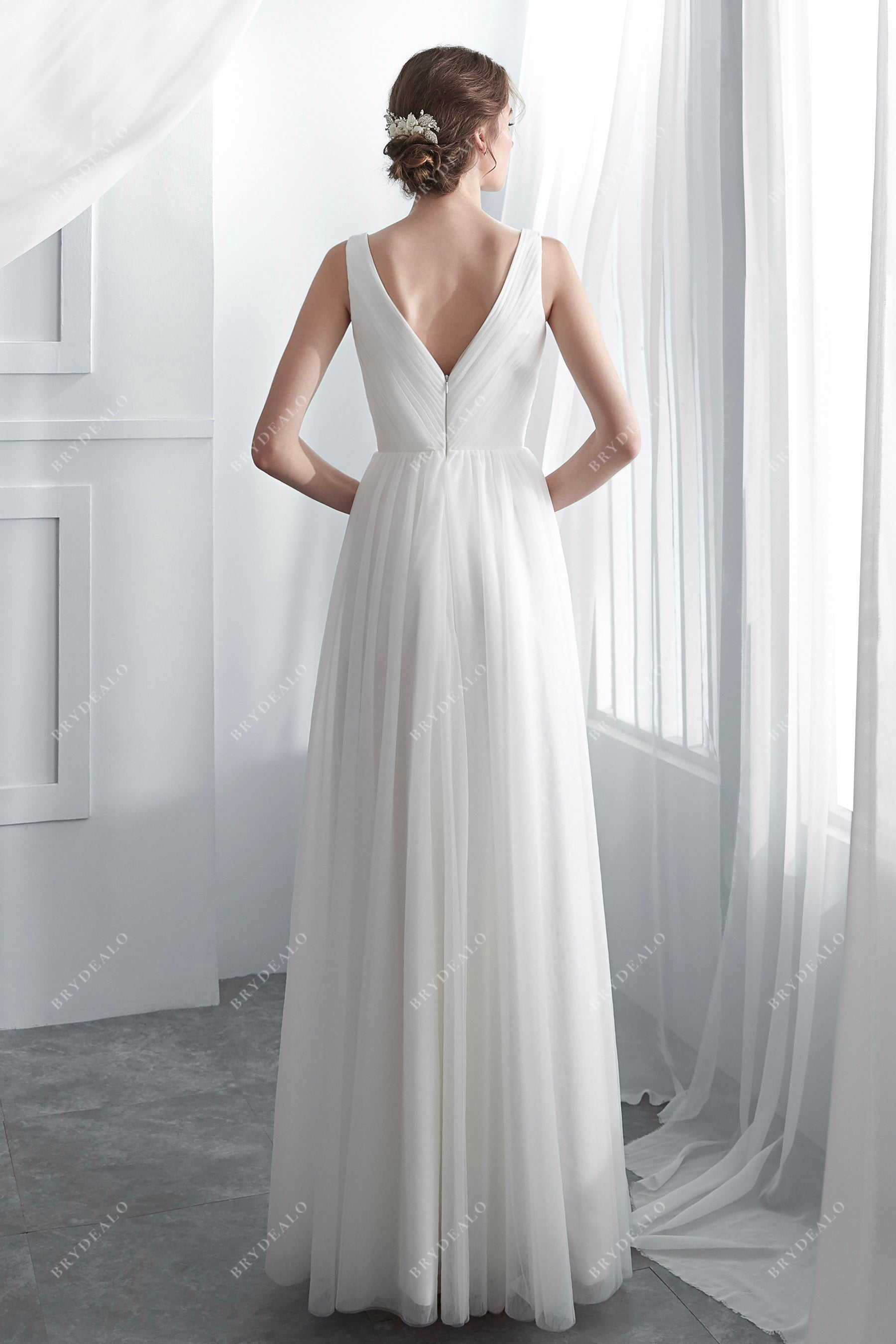 V-back Pleated A-line Romantic Wedding Gown