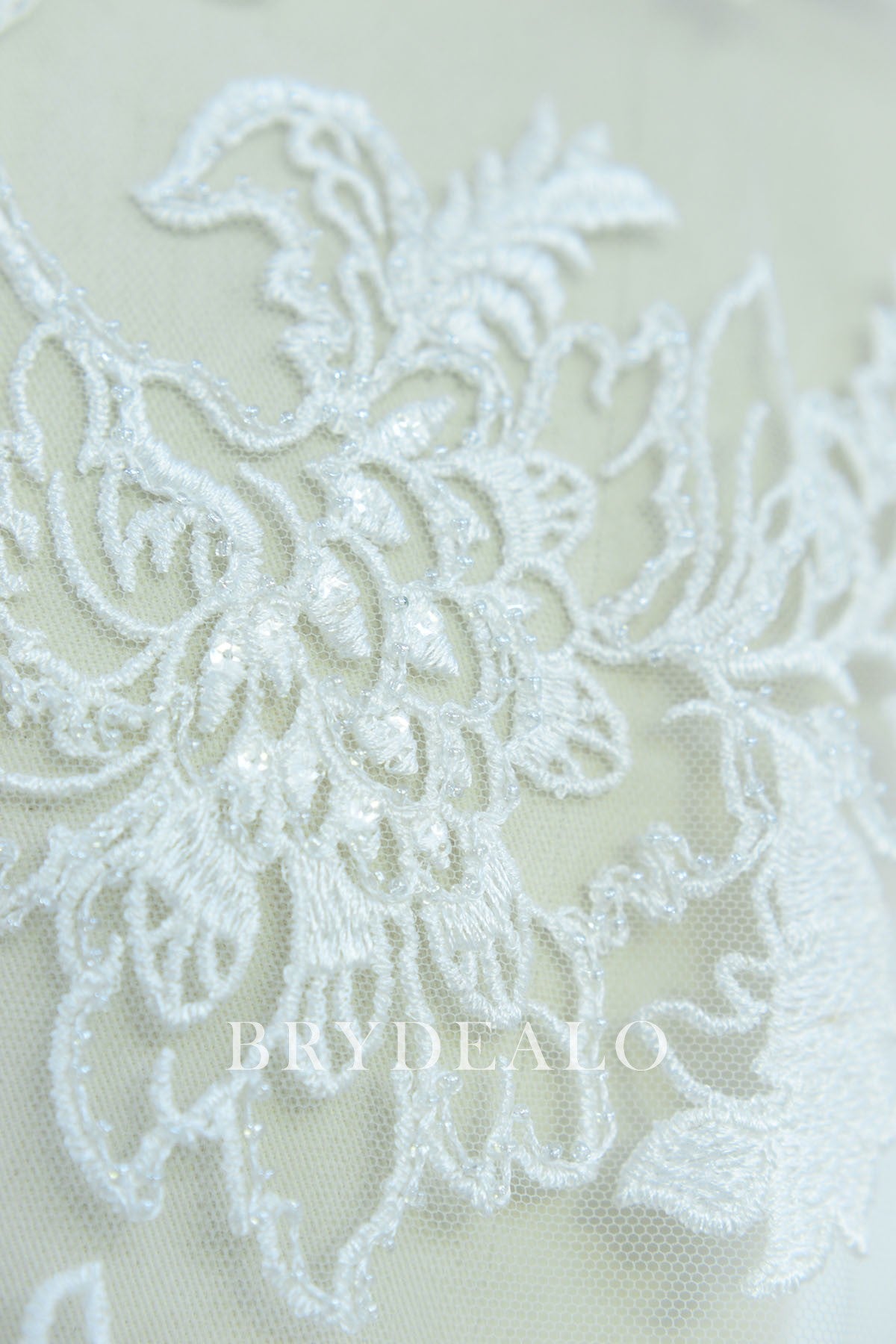 Wholesale Large Embroidered Flower Lace Fabric with Beading