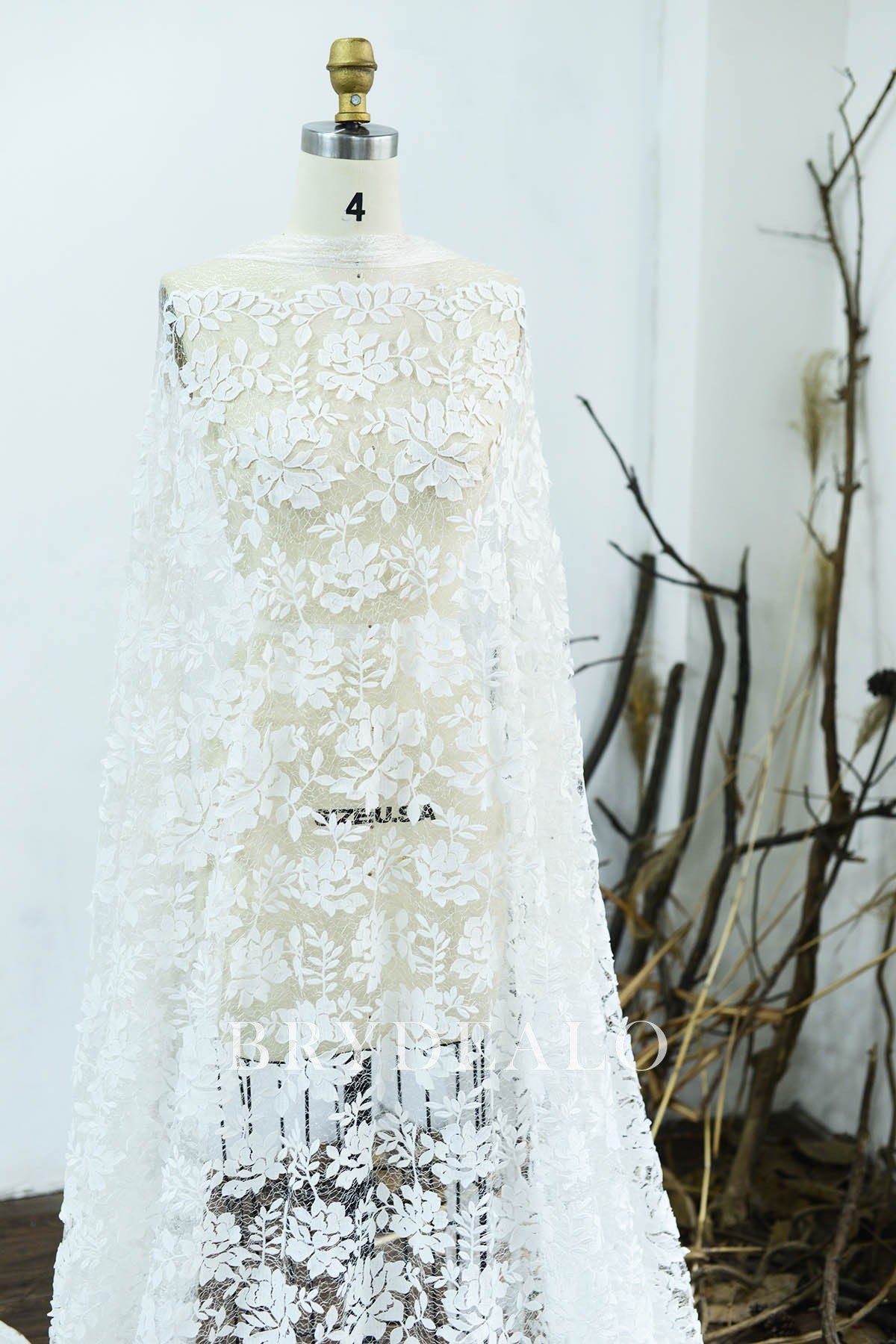 Double Border Repeated Flower Lace Fabric|30Y
