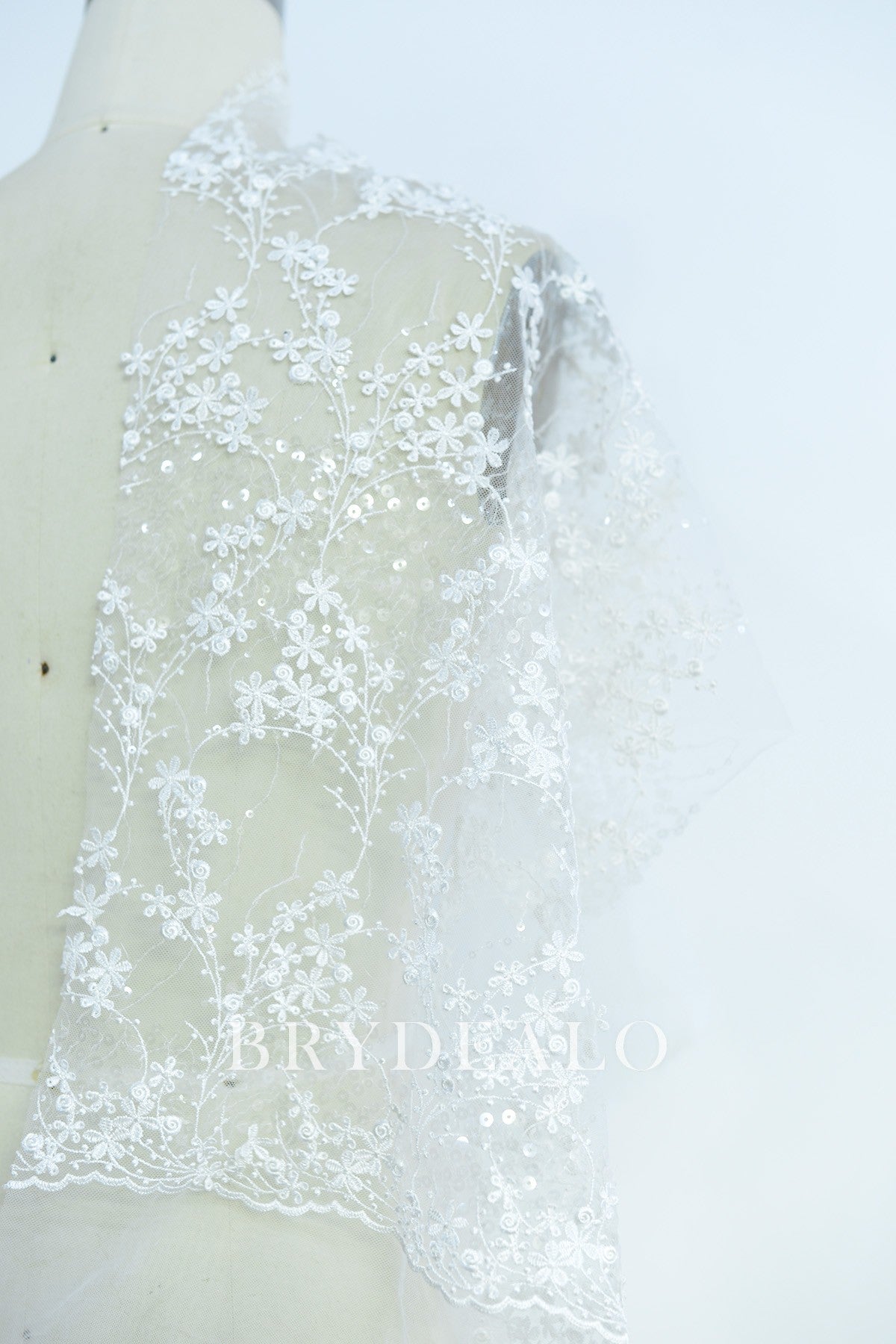 Shimmery Embroidery Tiny Flower Lace