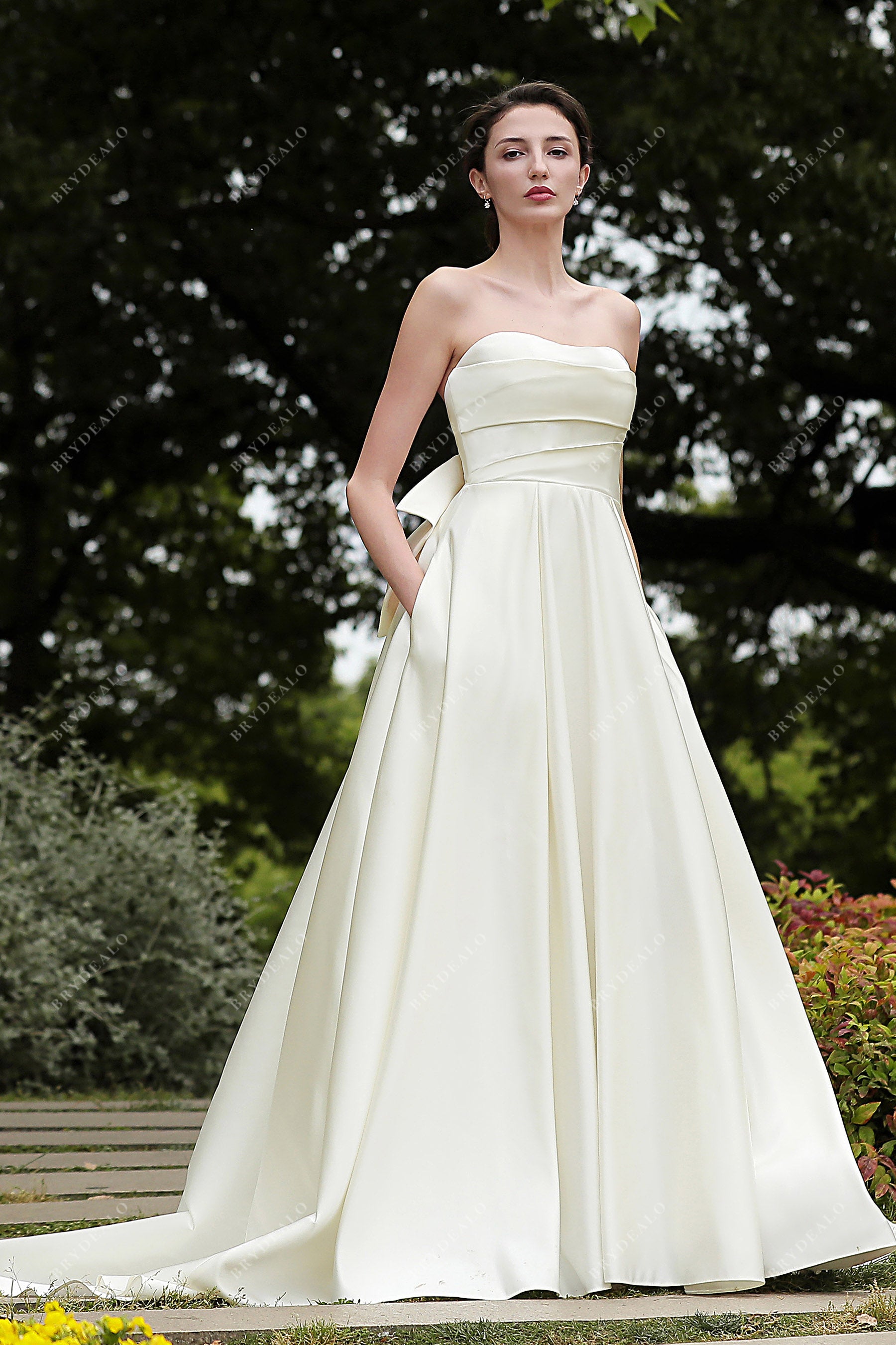 Simple Satin A-line Wedding Dress with Pockets