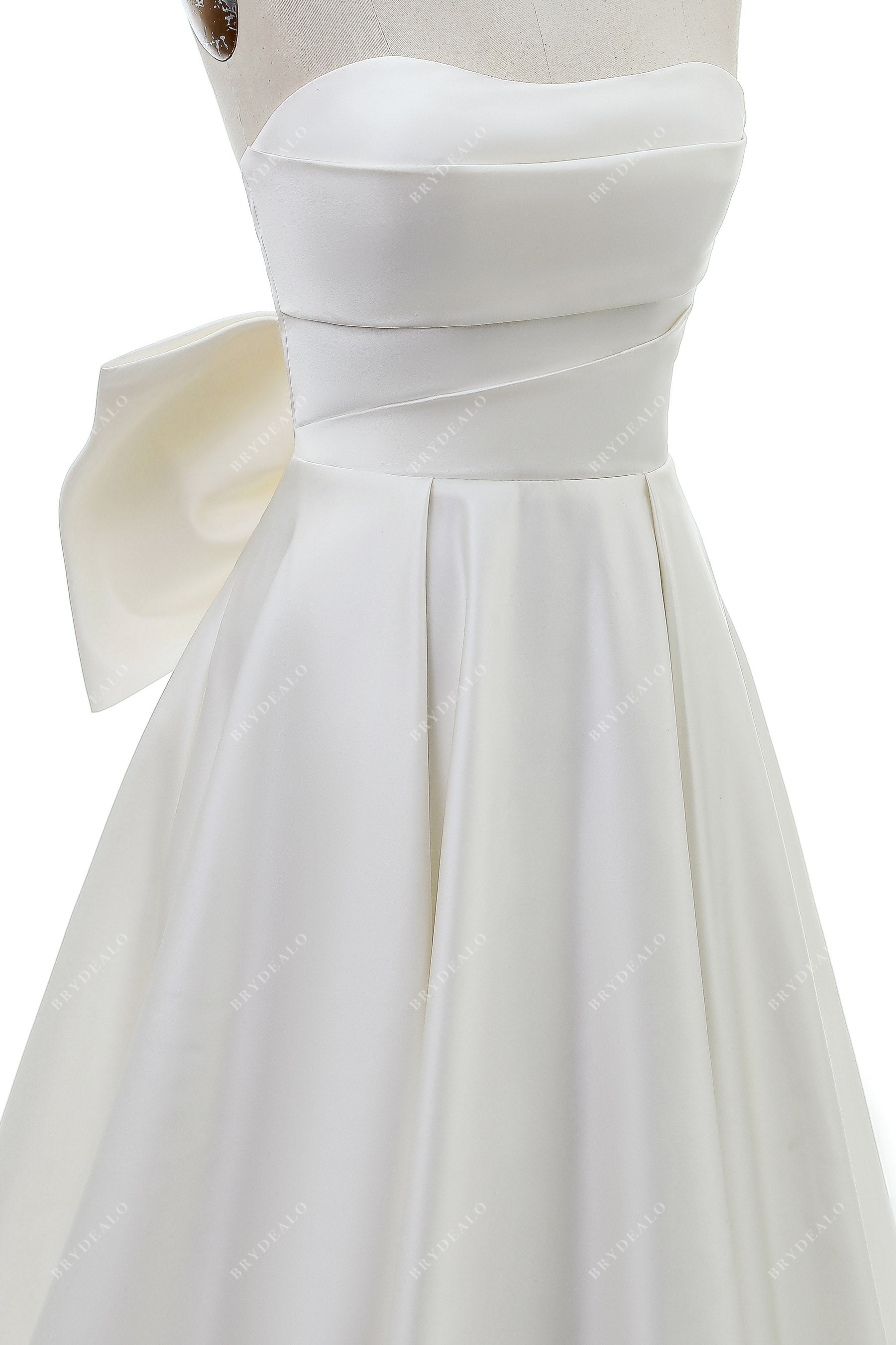 Best Satin Pleated Wedding Dress with Pockets