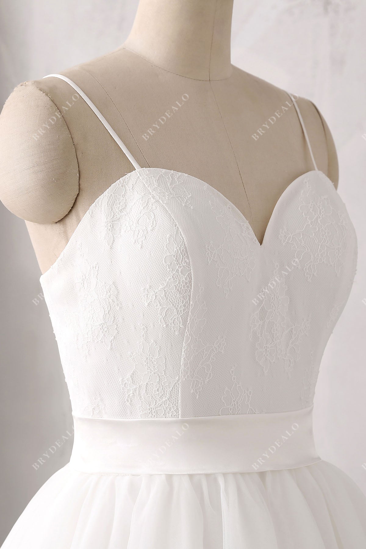 spaghetti straps sweetheart wedding gown