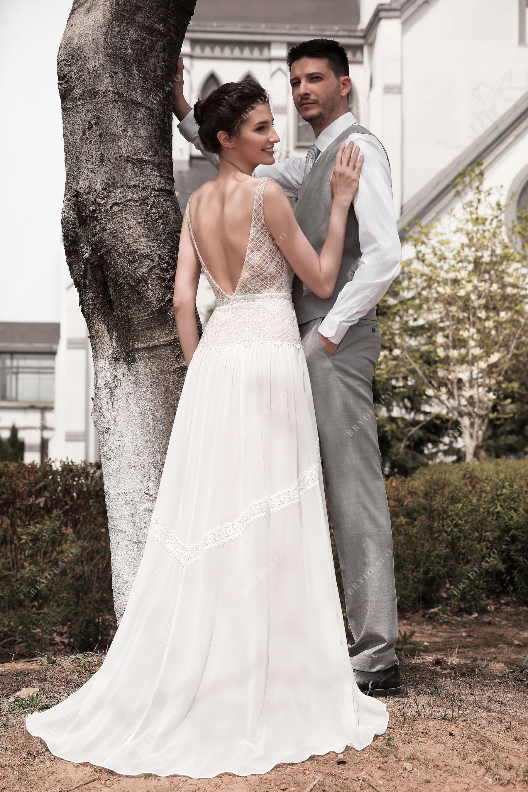 Strap Plunging Flowy Chiffon Wedding Dress