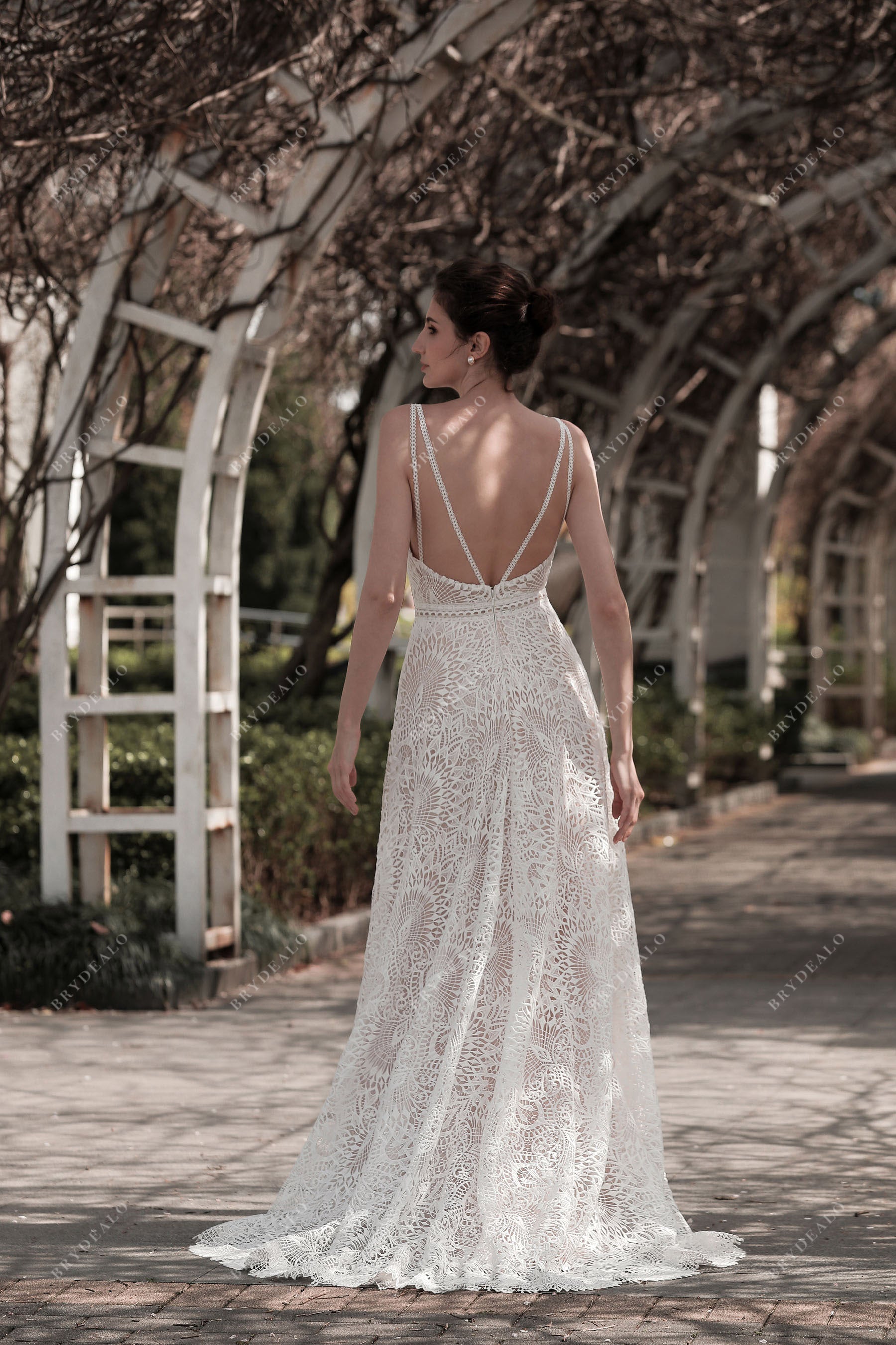 open back lace private label wedding dress
