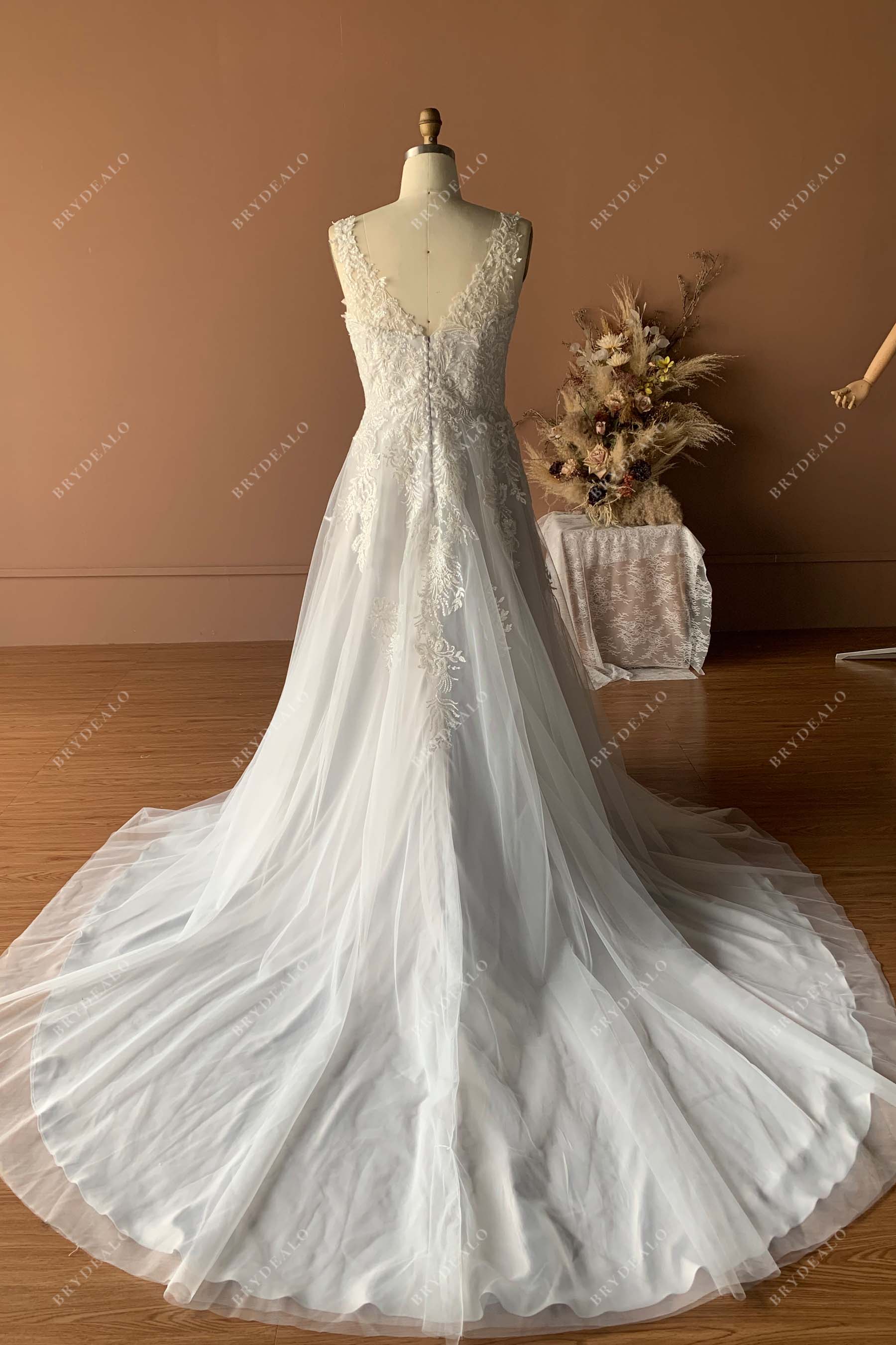 A-line Sweep Train V-nack Wedding Dress