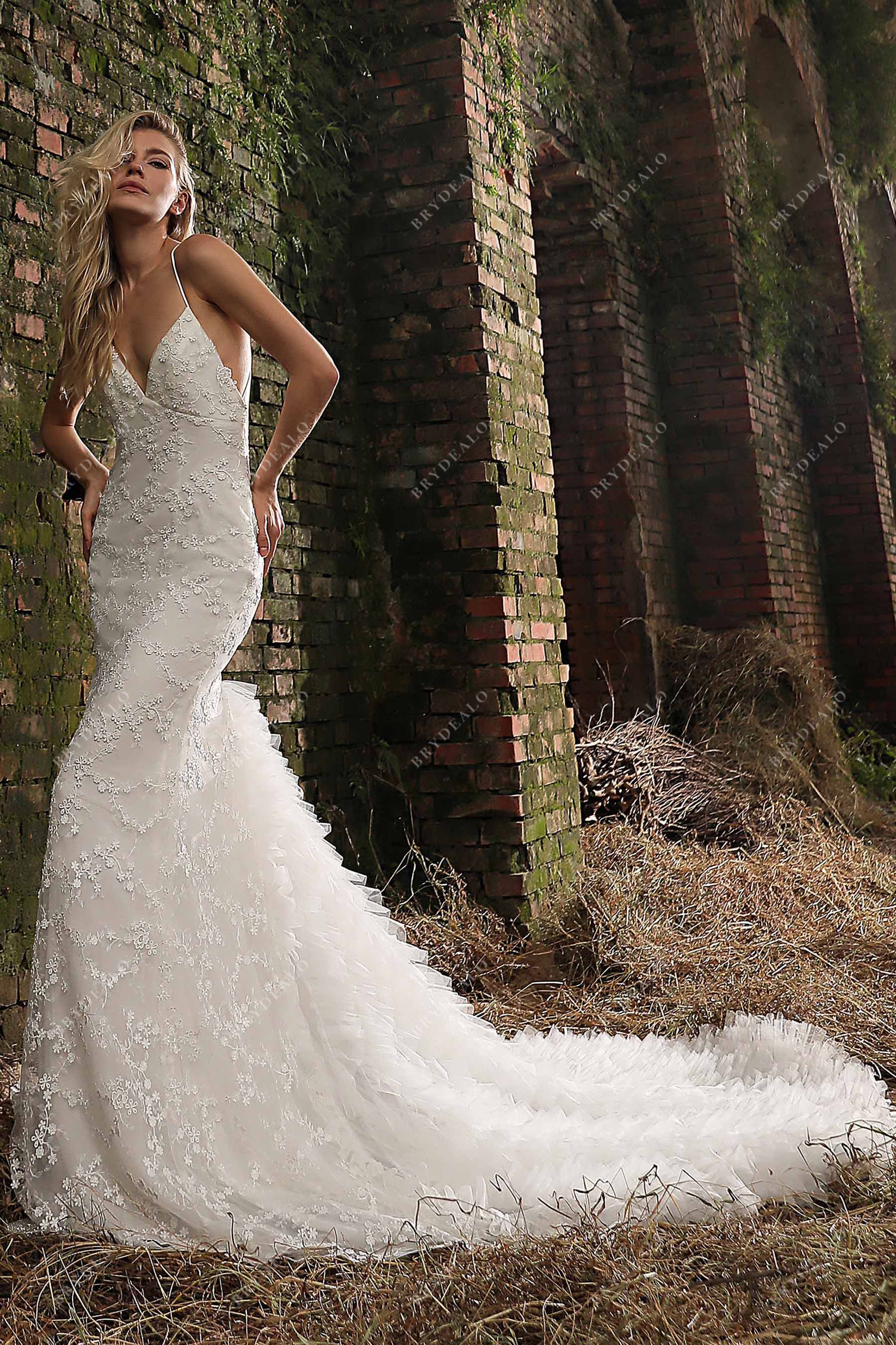 V-neck lace ruffled tulle mermaid wedding dress