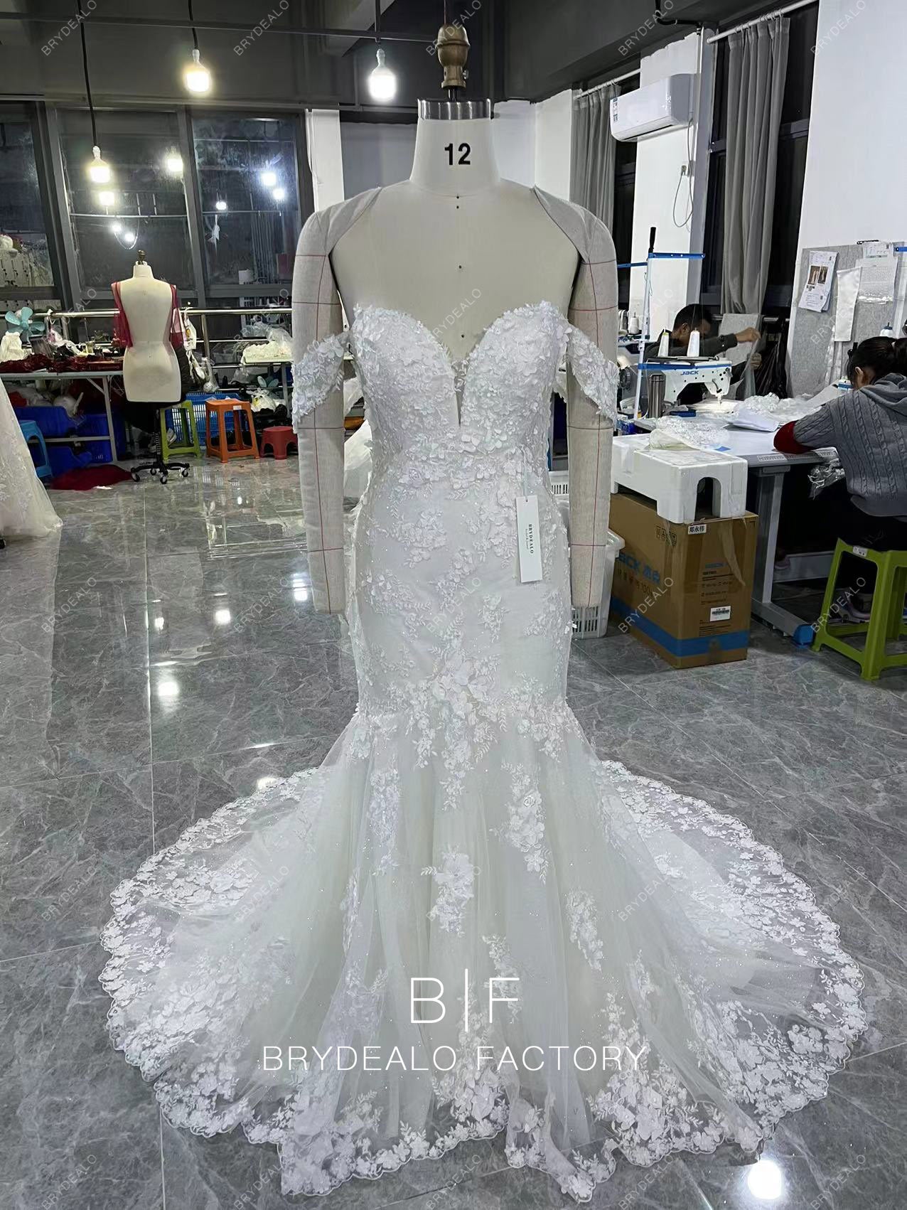 Glamorous Lace Mermaid Embroidery Sparkling Tulle Matching Veil Wedding Dress DP7311 main image 1