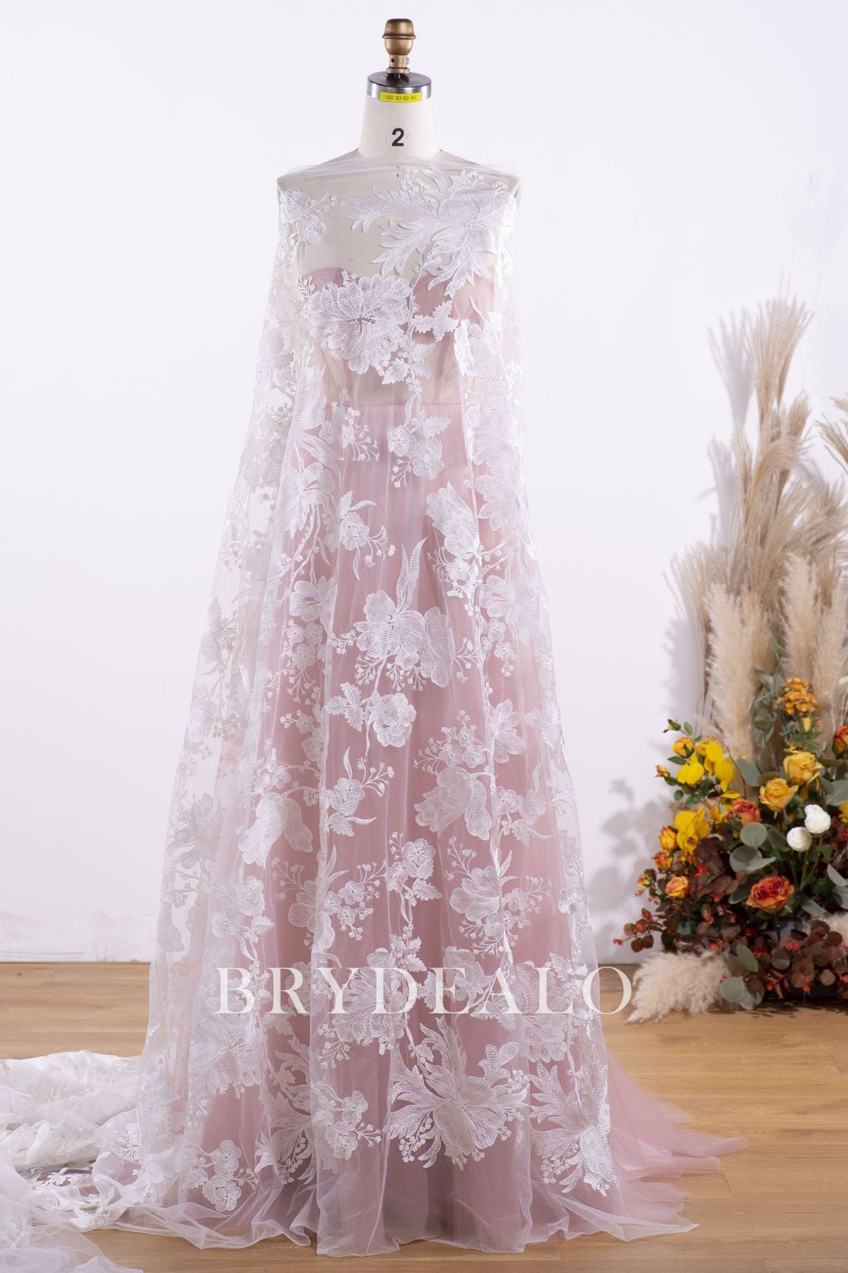 Beautiful Flower Bridal Lace Fabric for Wholesale