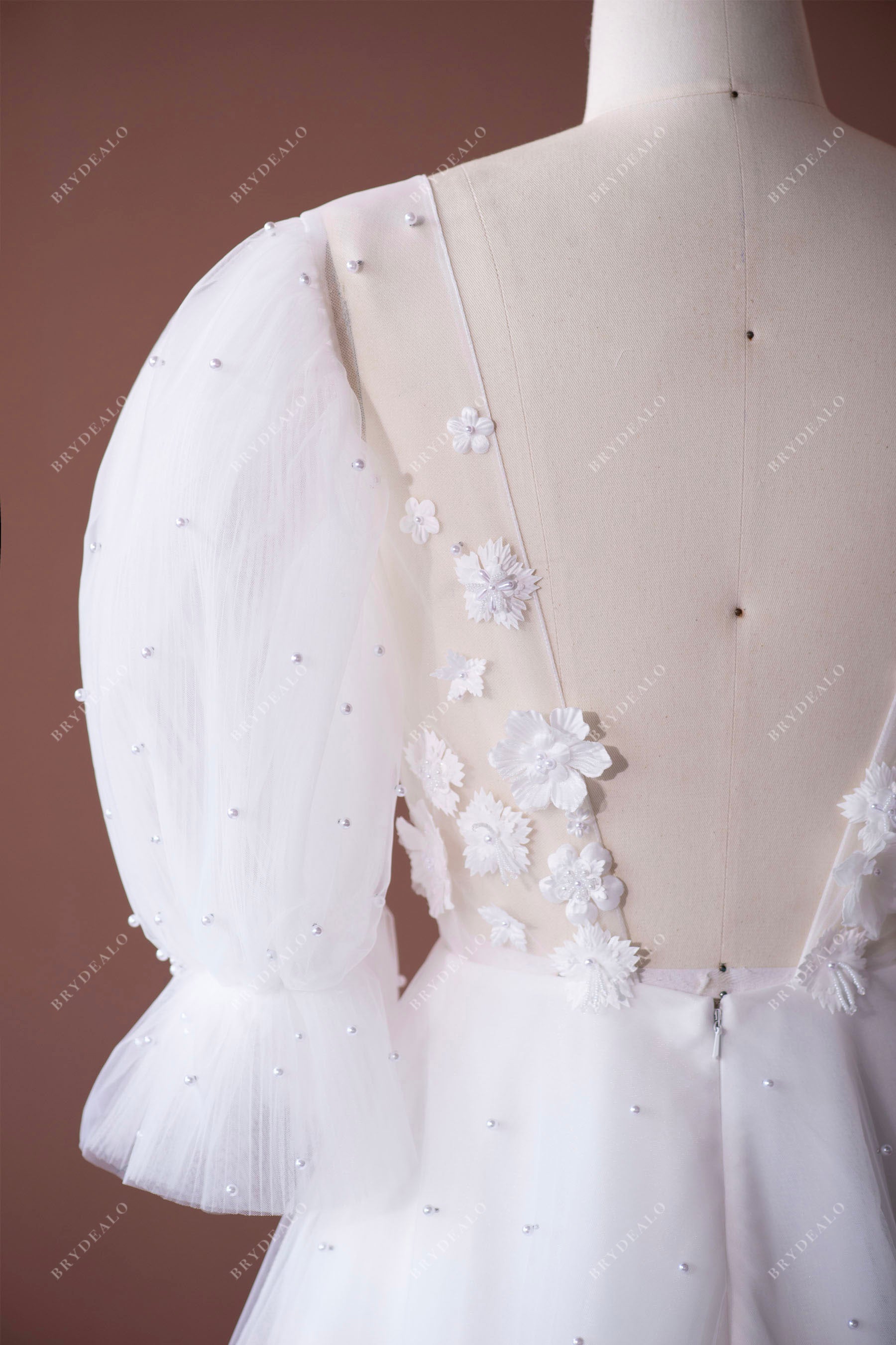Bubble Sleeve Handmade Flower Pearl Tulle A-line Wedding Gown