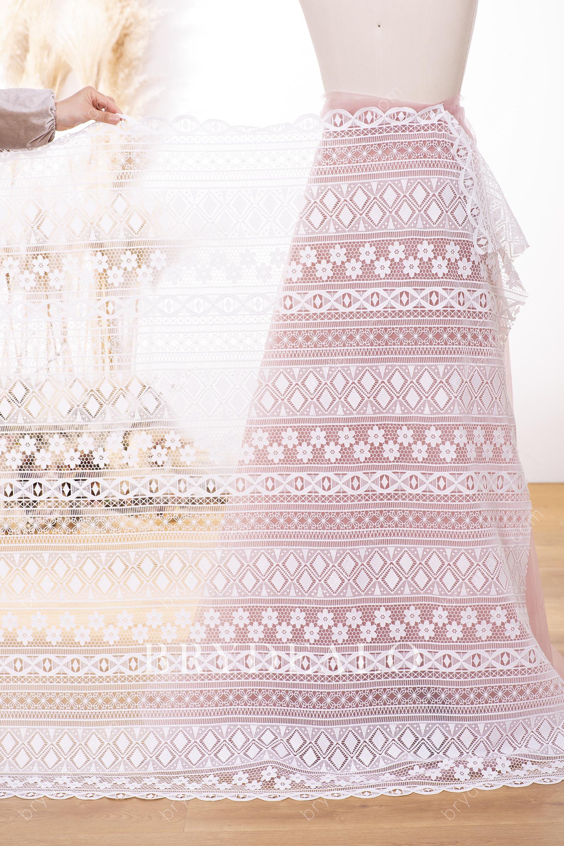 Double Border Patterned Crochet Lace