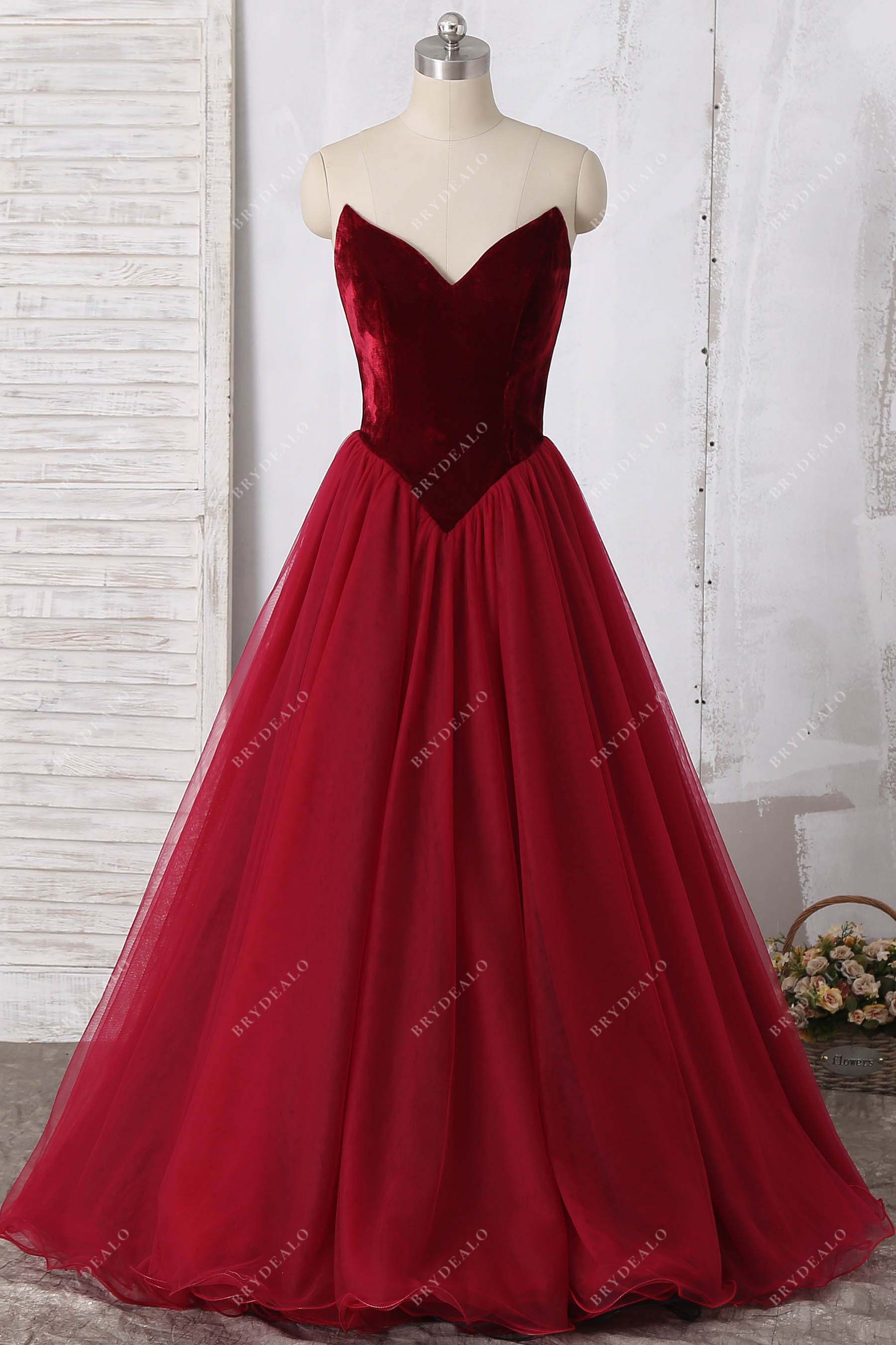 Wine Velvet Tulle V-neck Basque Waist Formal Gown1