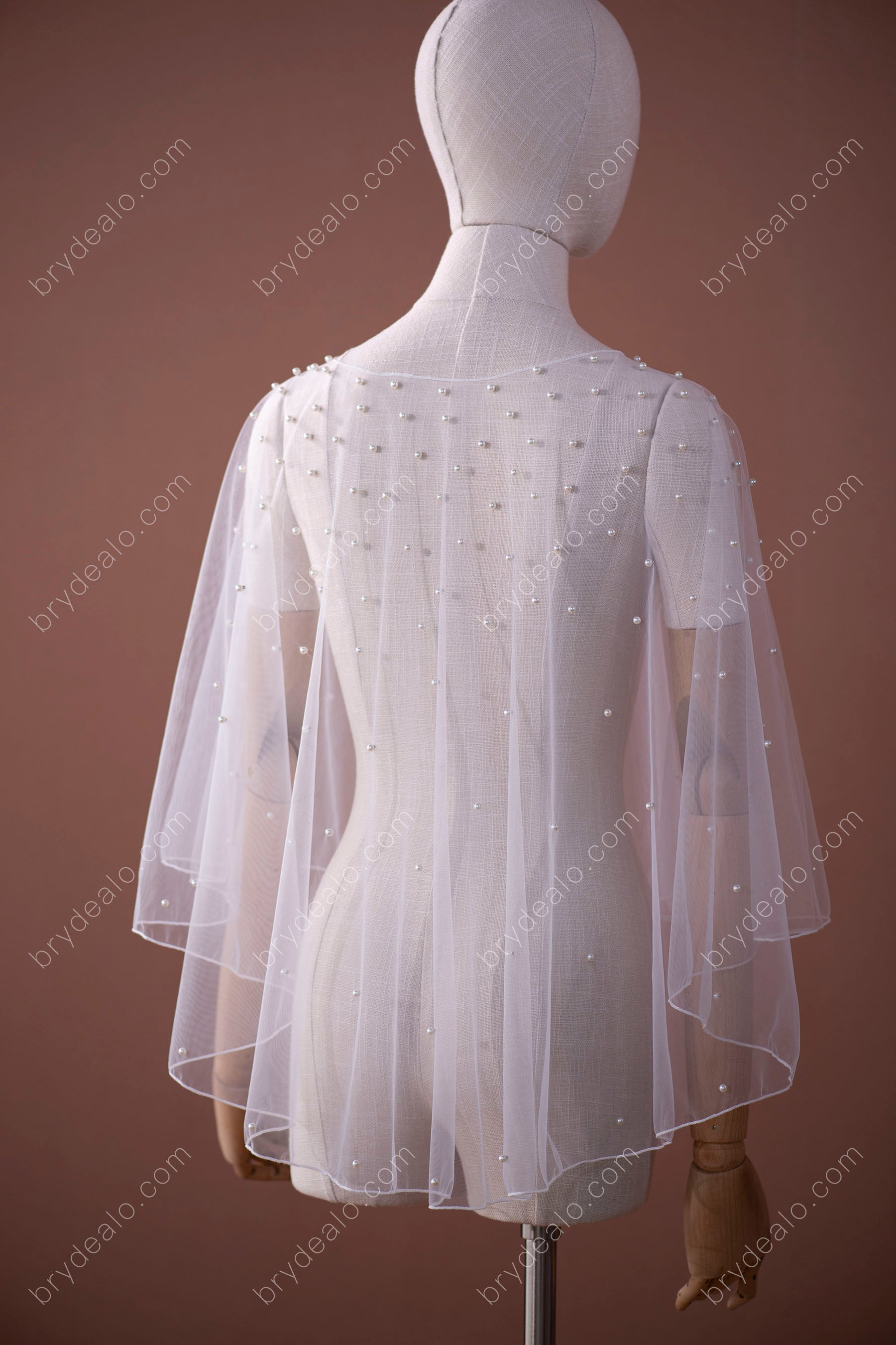 Elegant Pearls Bridal Cape for Wholesale_Brydealo
