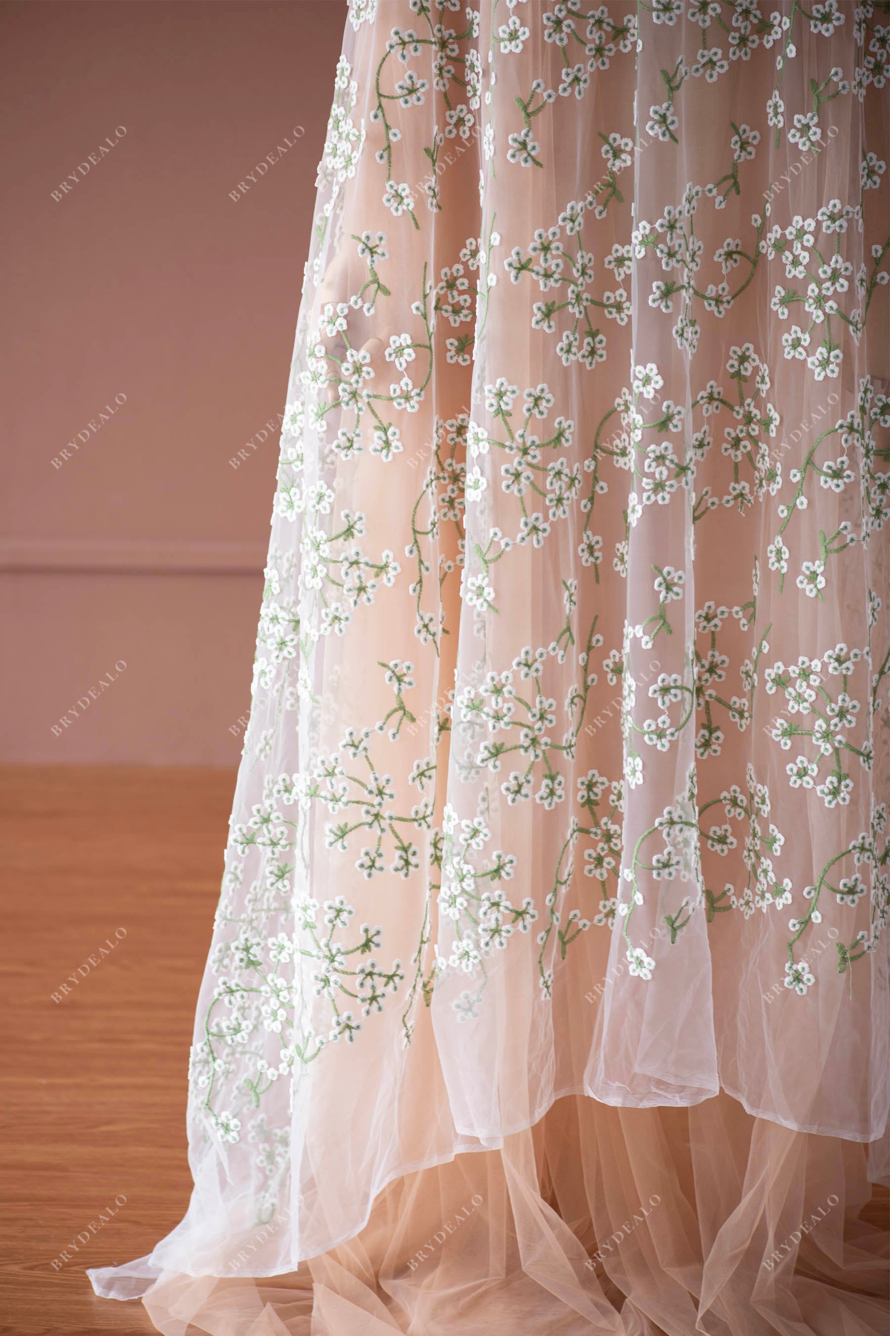 custom dress flower lace fabric for wholesale