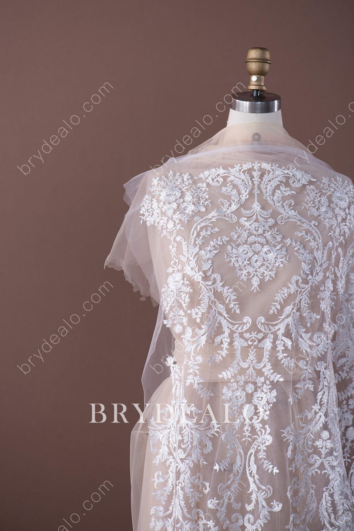 Delicate Botanic Embroidery Lace Fabric for Wholesale