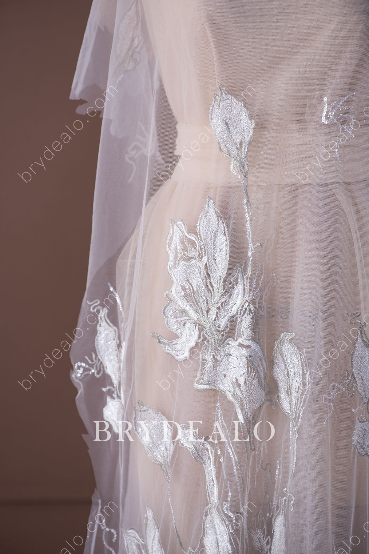 Shimmery Large Leaf Glitter Bridal Lace Fabric Onlline