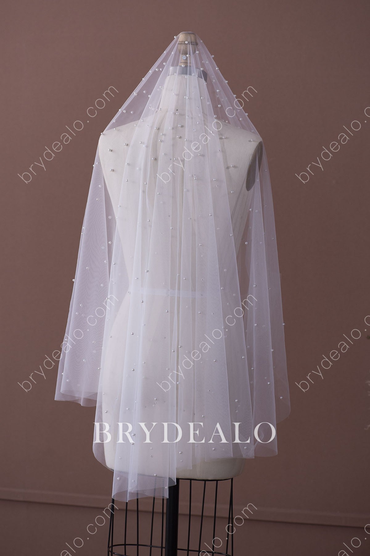 pearls waltz length veil