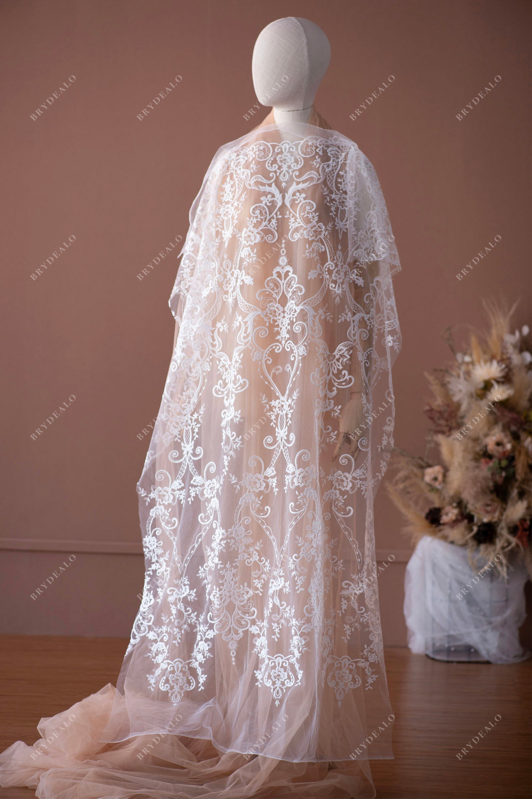 designer patterned lace fabric for wholesale
