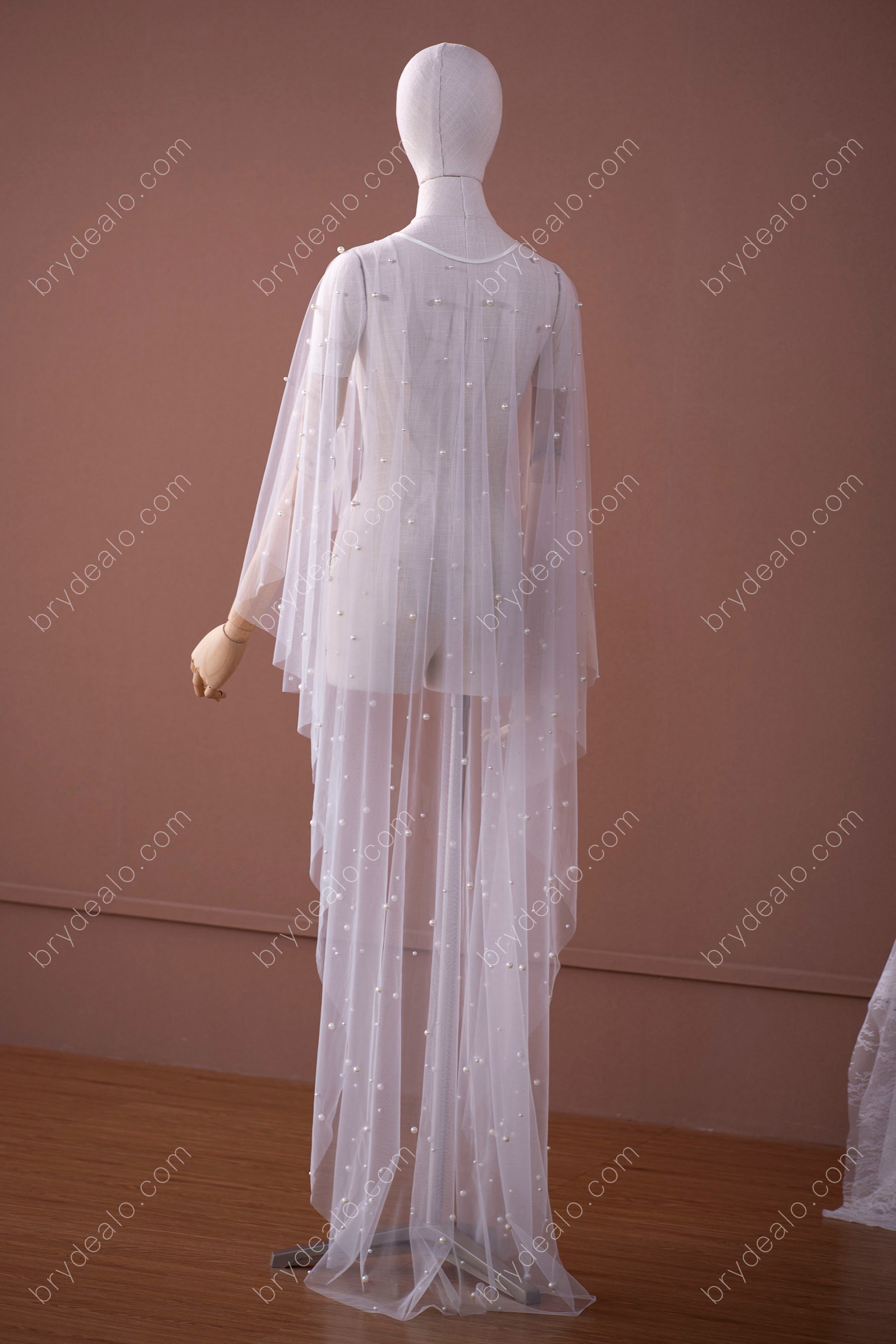 Tulle High-low Bridal Cape