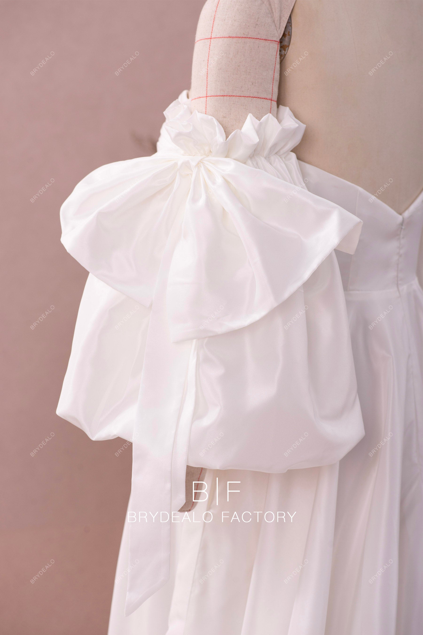 detachable bubble sleeve with bowknot