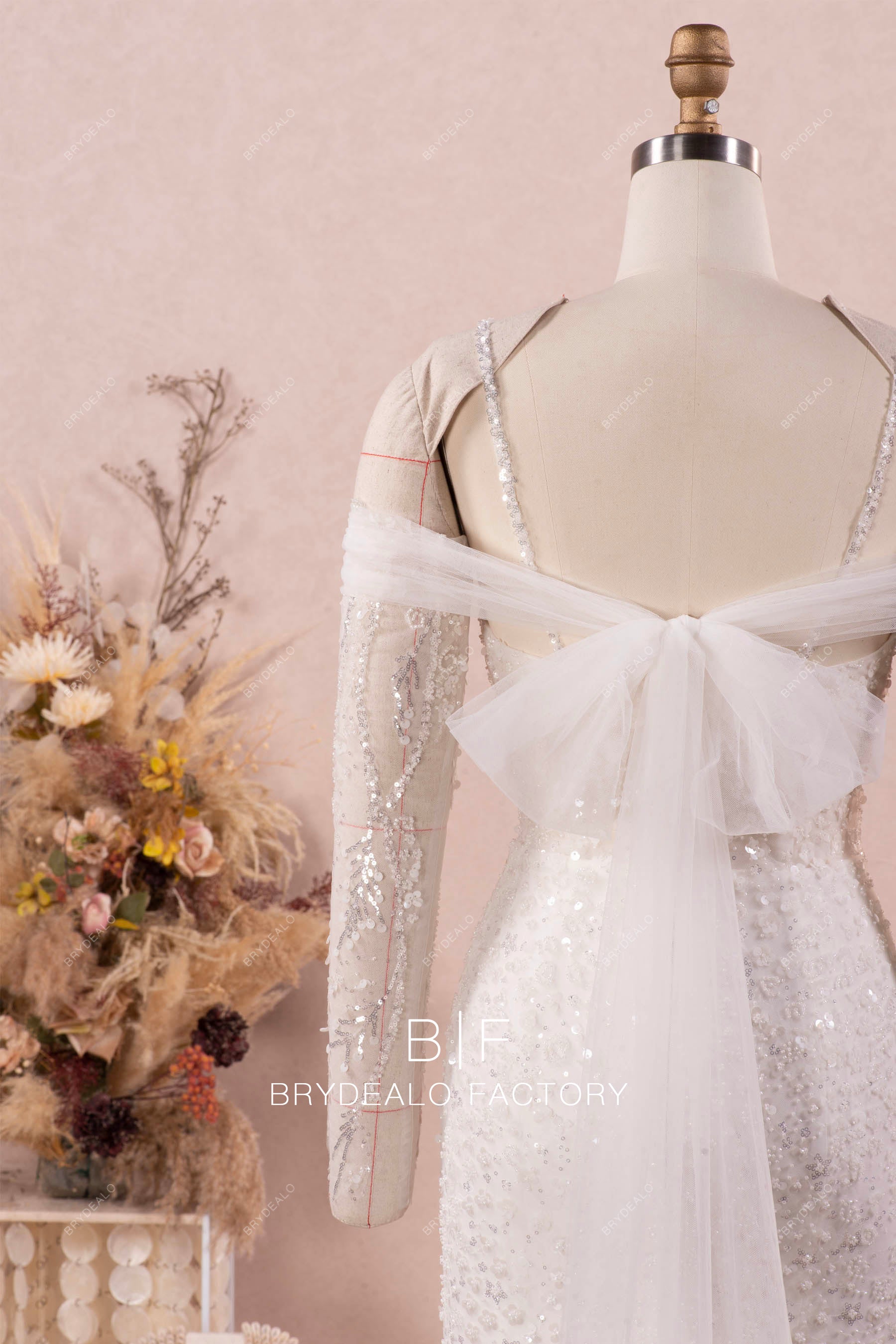 detachable off shoulder sleeve bowknot wedding dress