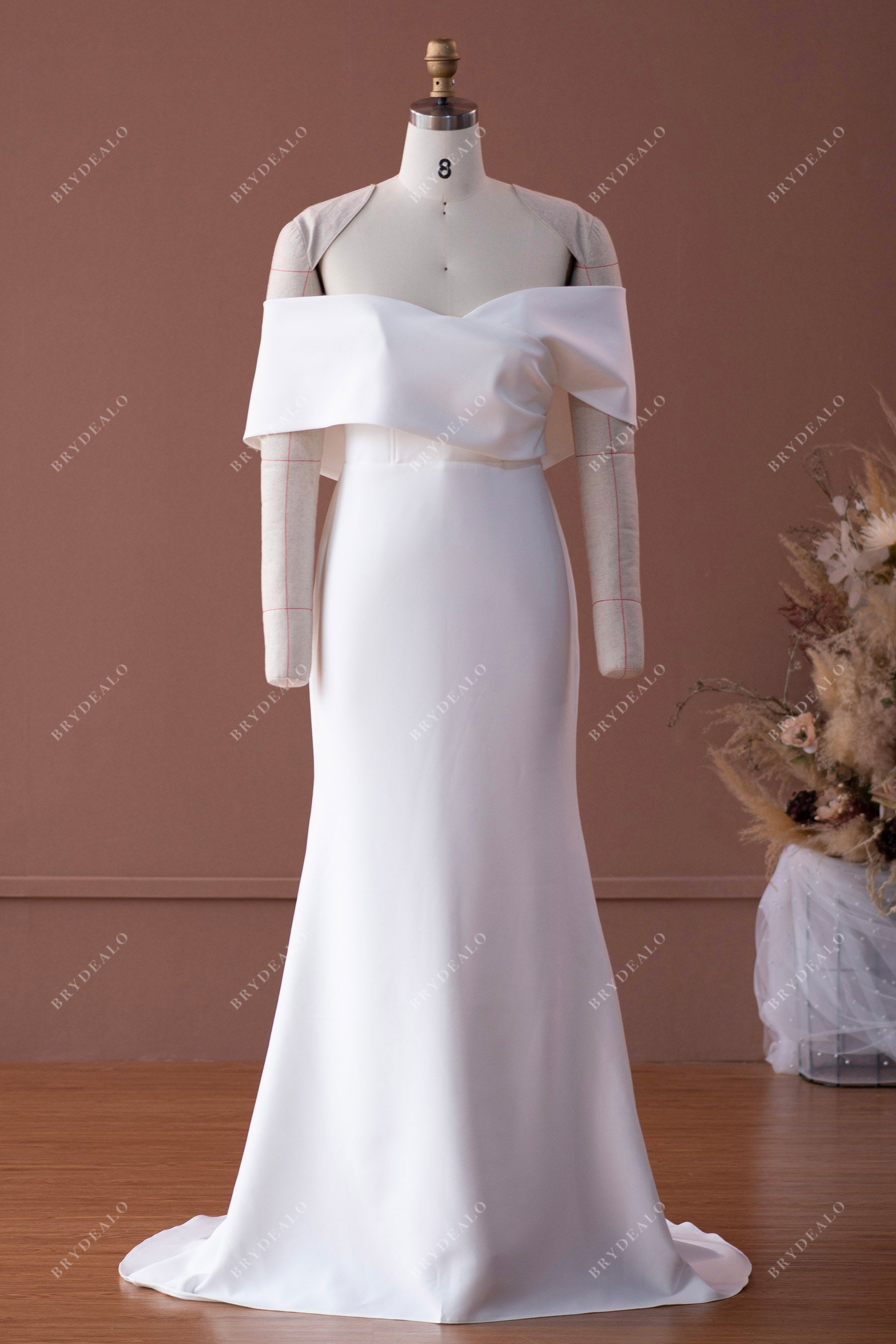 Elegant Off Shoulder Crepe Mermaid Wedding Dress Elegant Off Shoulder Crepe Mermaid Wedding Dress