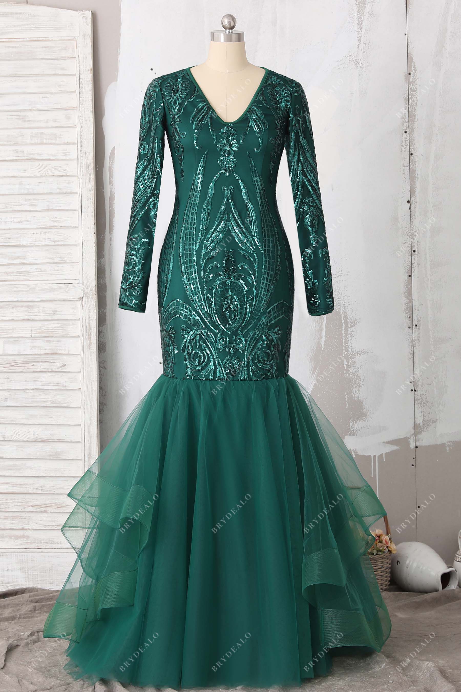 Emerald Sequin Tulle V-Neck Long Sleeve Prom Gown