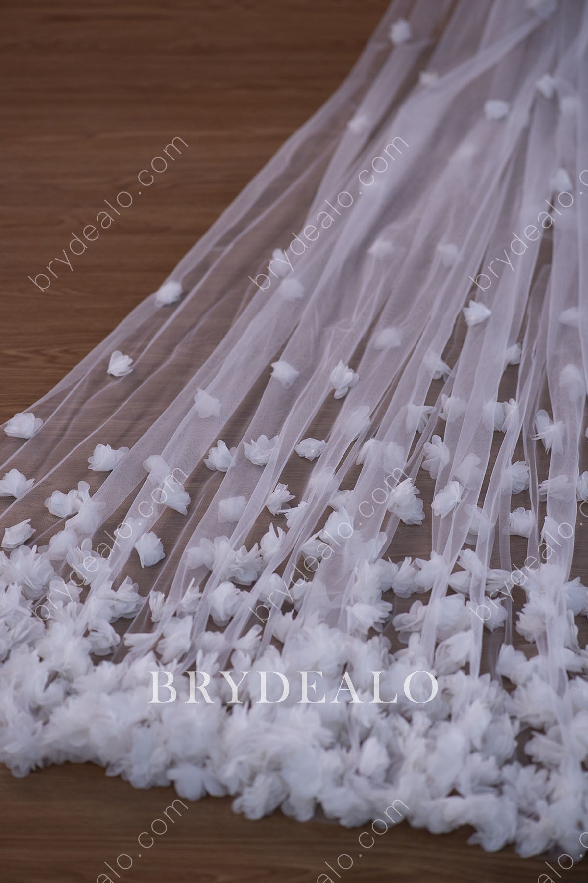 flower edge long veil