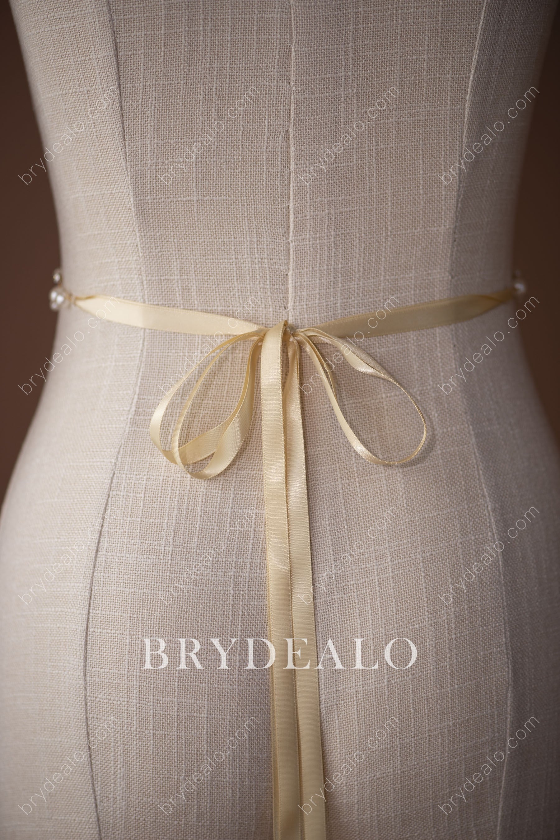 Exquisite Pearls Crystals Bridal Sash Online
