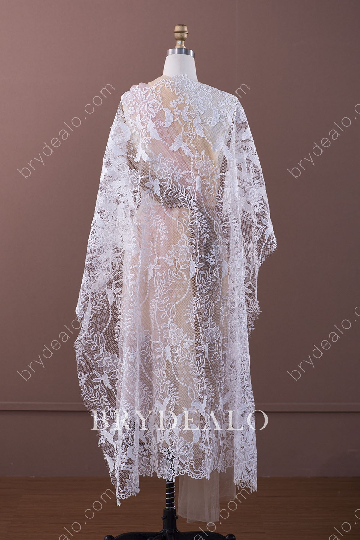 Wholesale Glamorous Flower Cording Lace Fabric