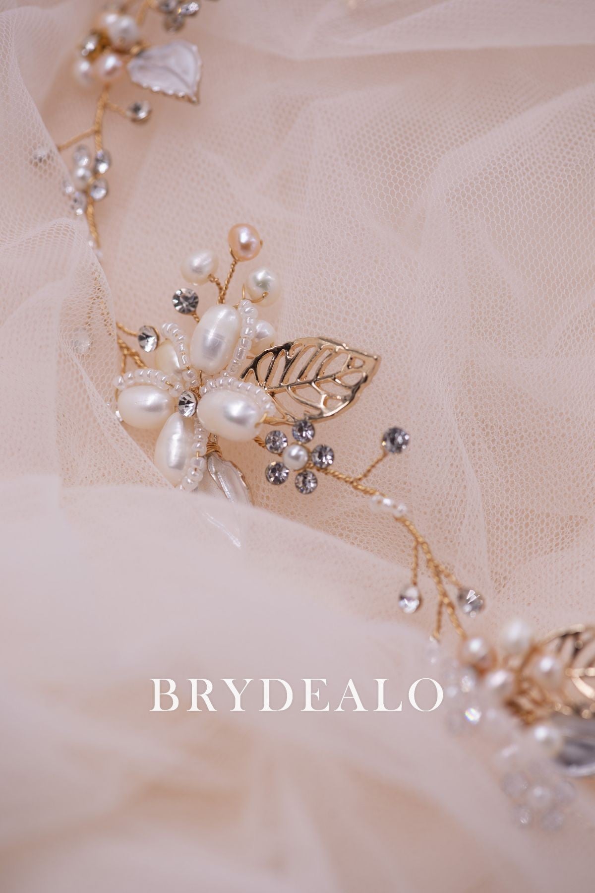 Wholesale Delicate Gold Leaf Pearls Headband
