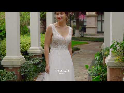 wholesale straps v-neck lace flowy wedding dress