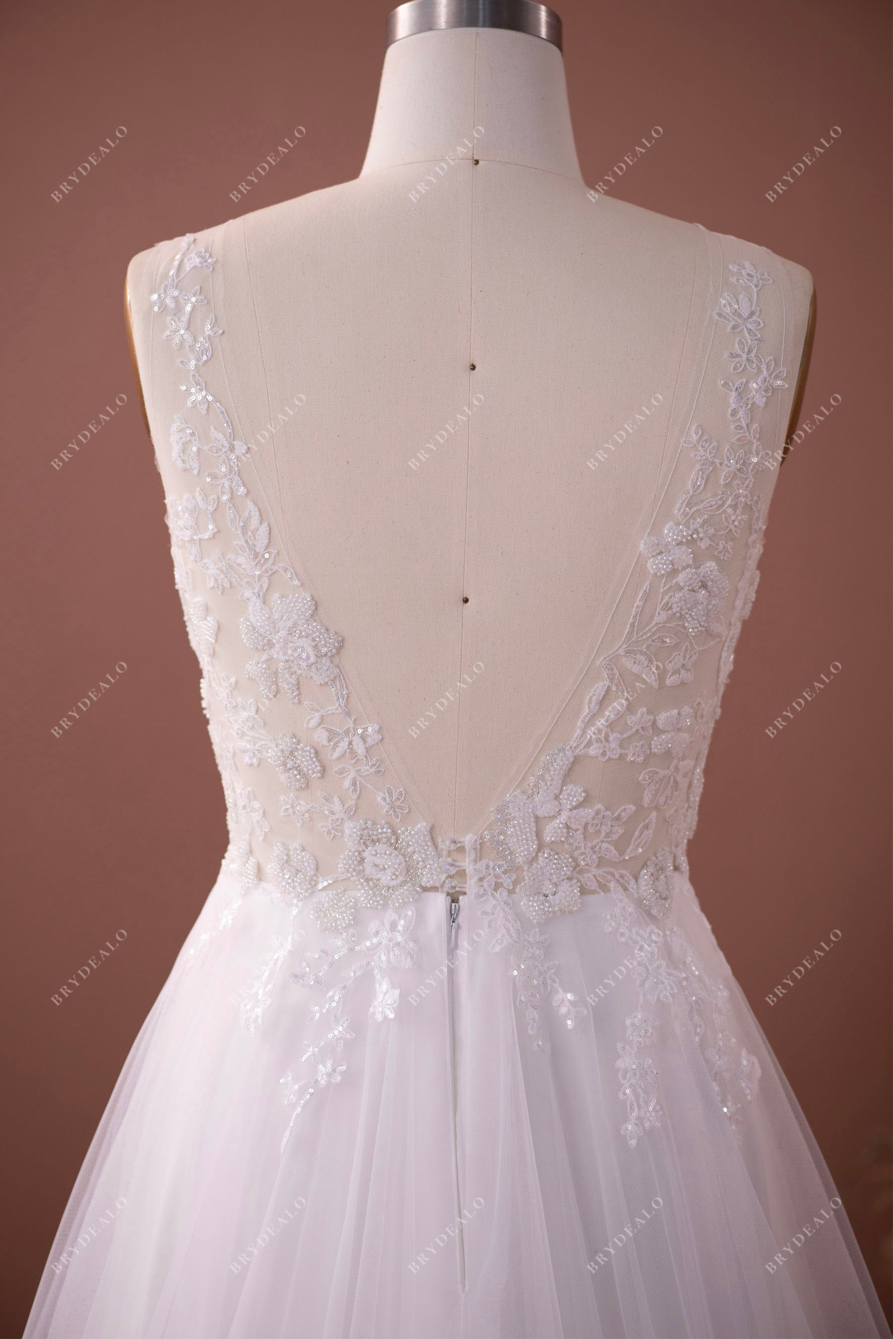 illusion V-back lace wedding dress