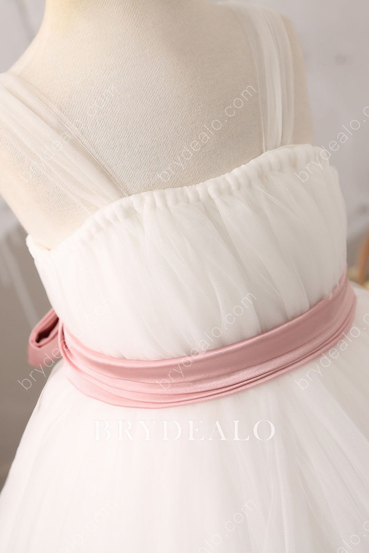Soft Tulle Straps Flower Girl Dress