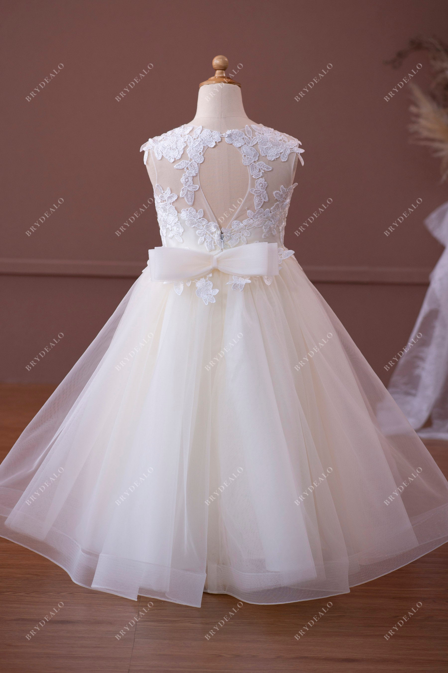 keyhole back ivory lace tulle flower girl dress