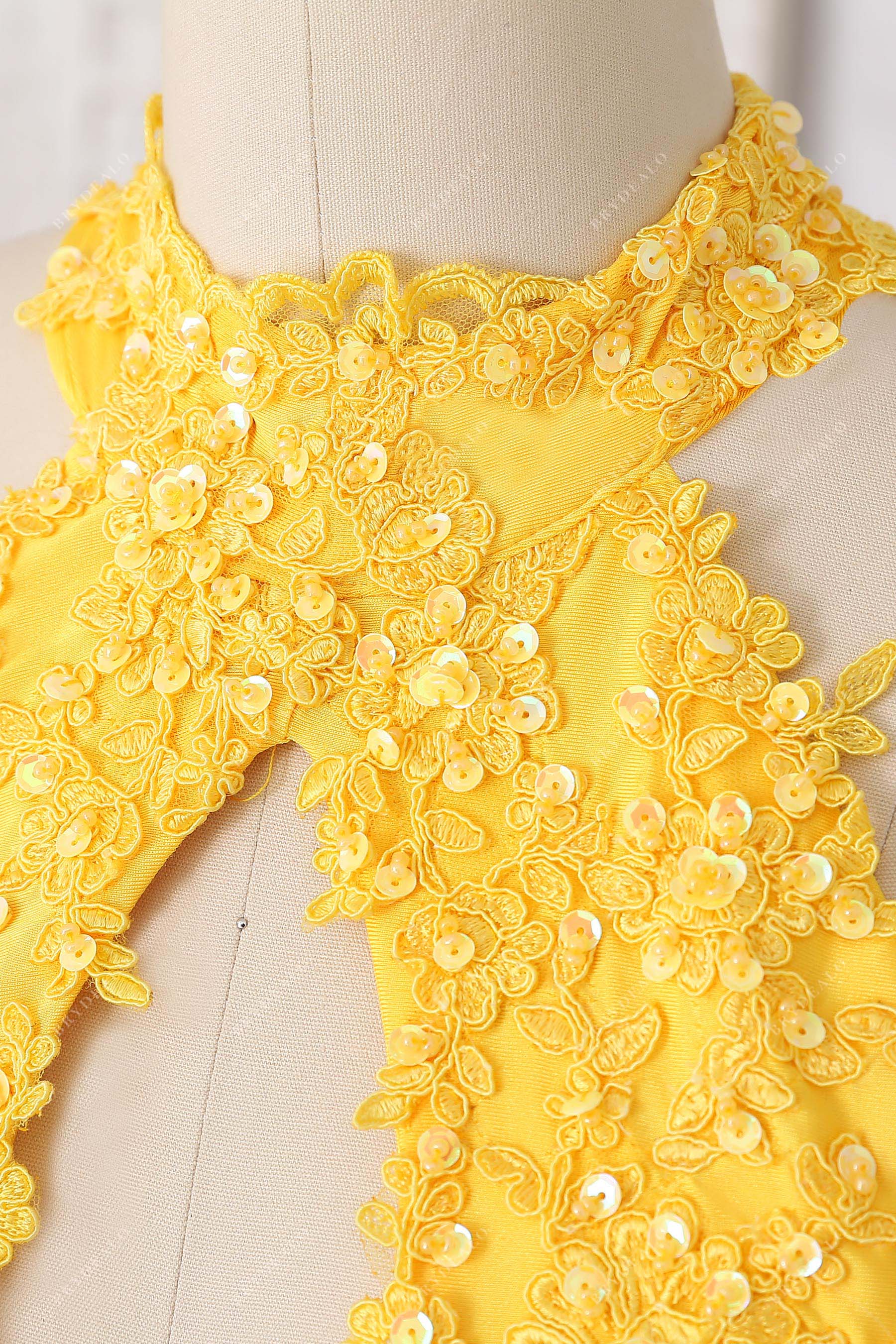 keyhole halter lace dress
